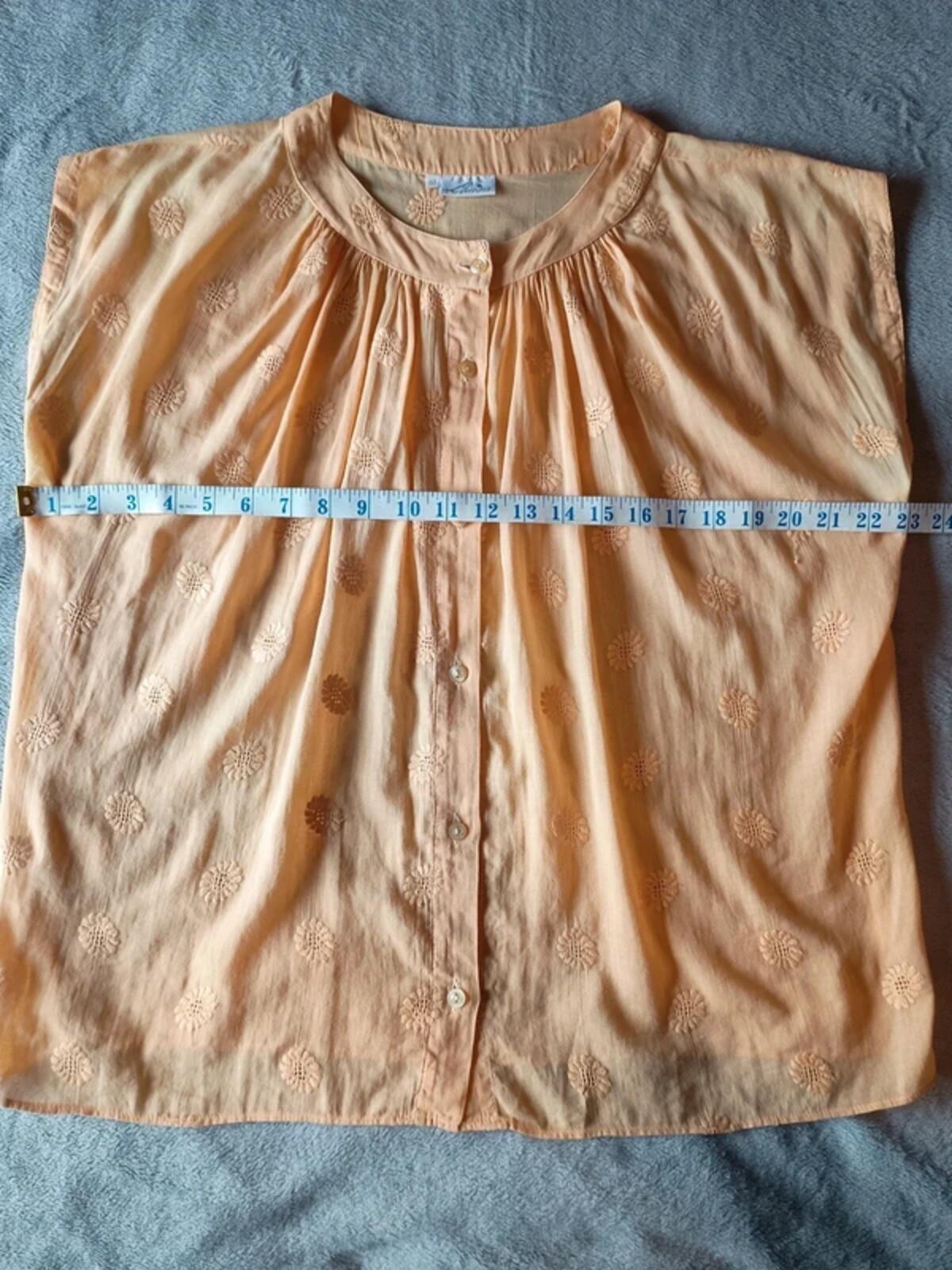 Luisa Italian Vintage 100% Cotton Pale Orange Flower Blouse Size Medium