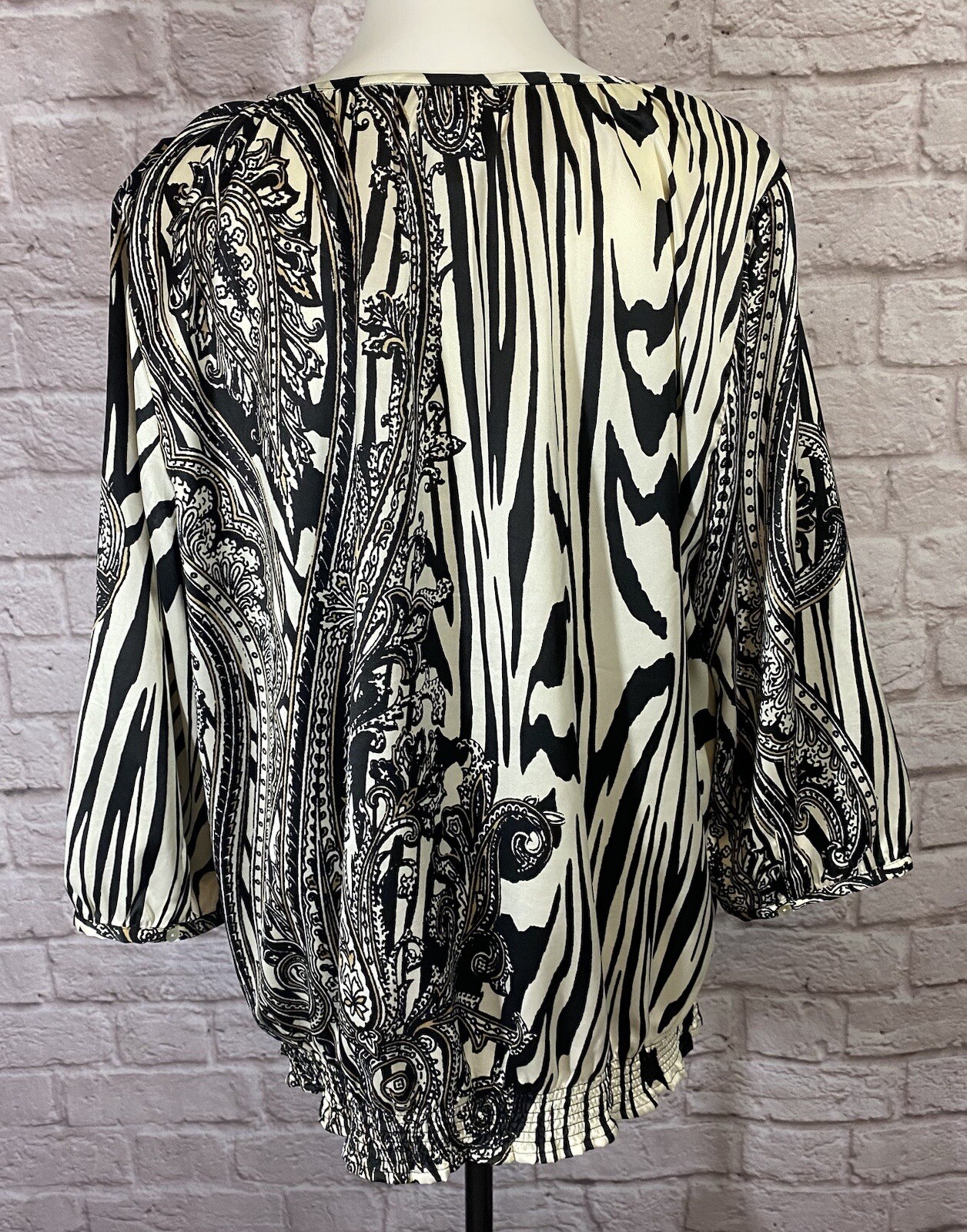 CHICOS 3 XL Blouson Top Satin Floral Scroll Print Ivory Black Tan Shirt EUC
