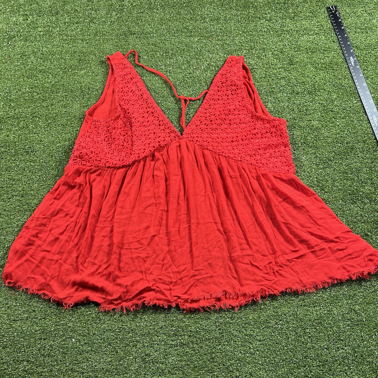 Umgee USA Women’s Red Sleeveless Babydoll Crochet Trim Tank Top Size L