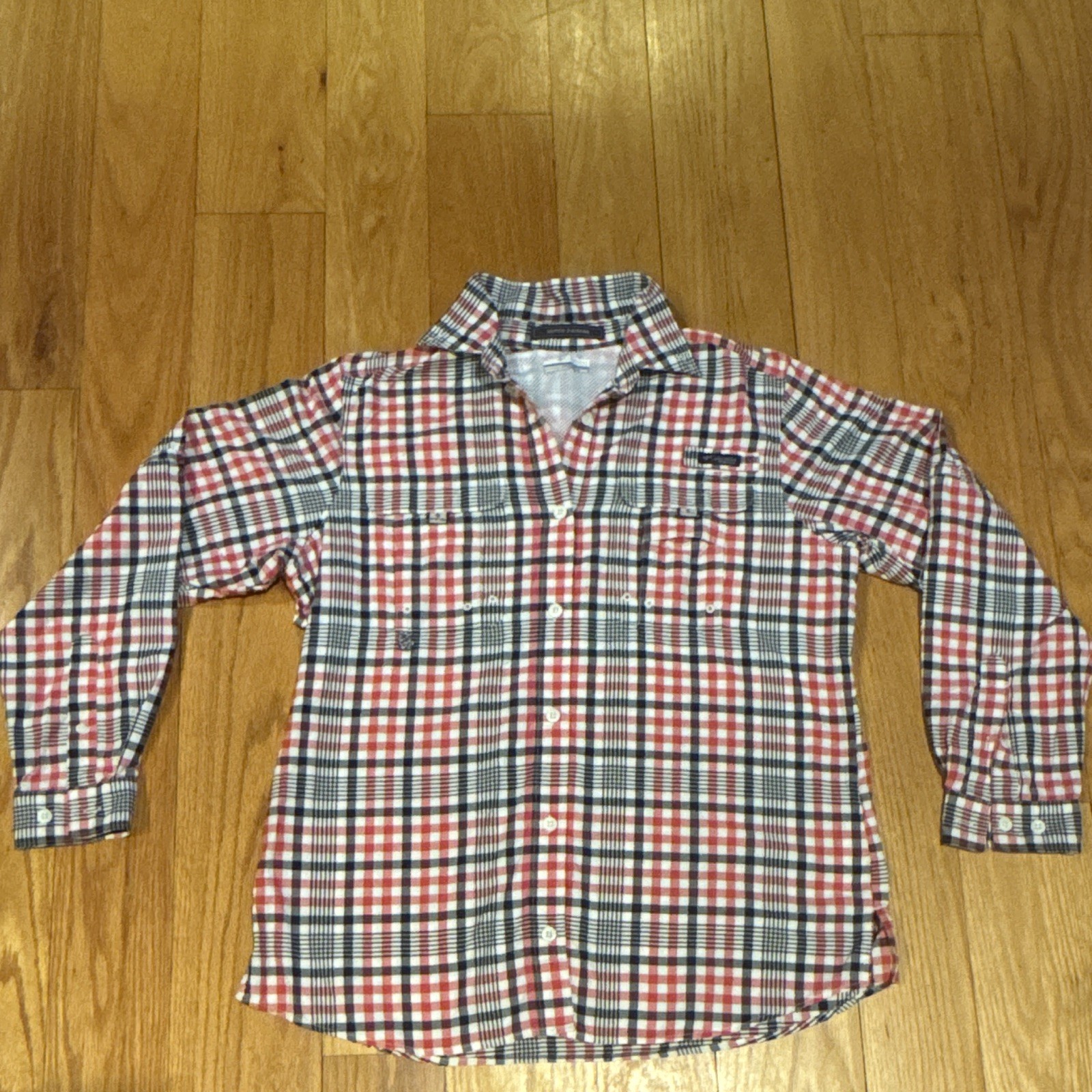 Columbia Super Bahama Women’s M Plaid Red/White/Blue Ventilated Fish Shirt