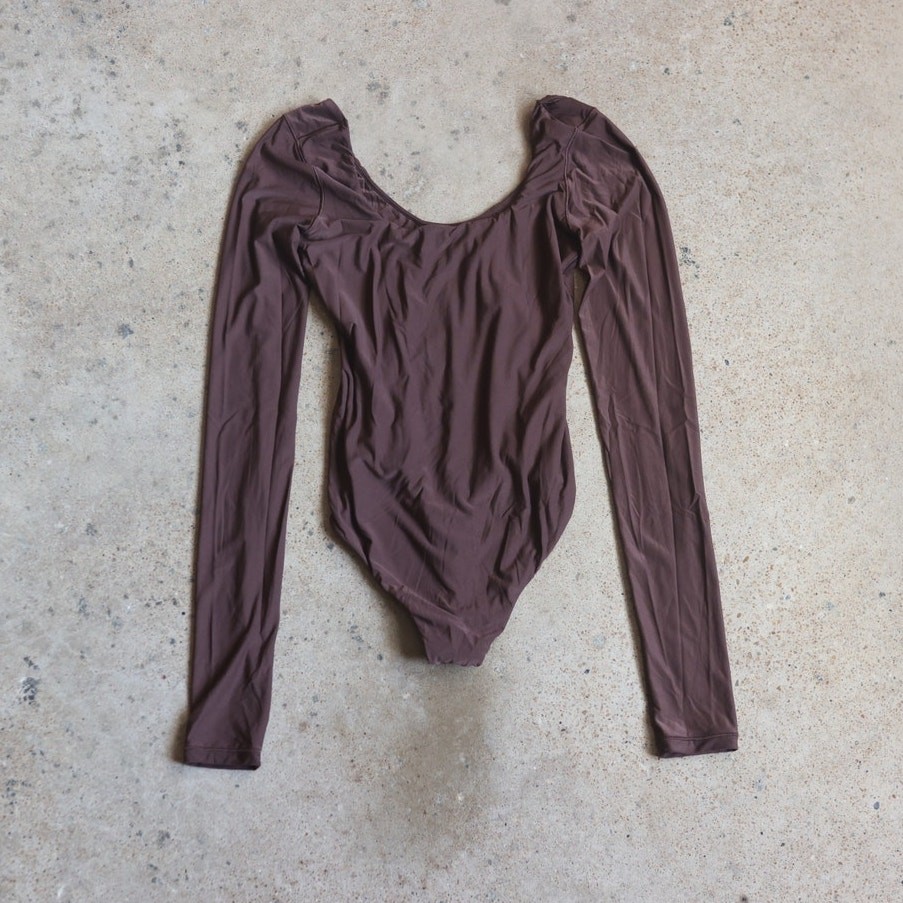 Aerie SMOOTHEZ Brown Long Sleeve Thong Bodysuit S Scoop Neck Second Skin Basic