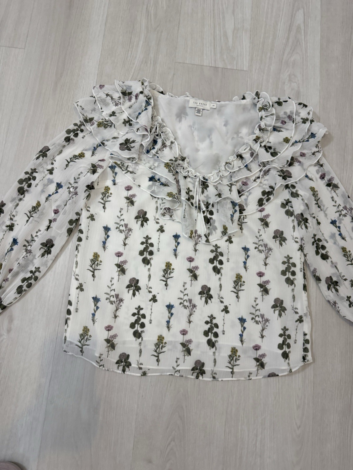 Ted Baker London, Women’s Ruffle Floral Blouse, Size 2 US 6 /M