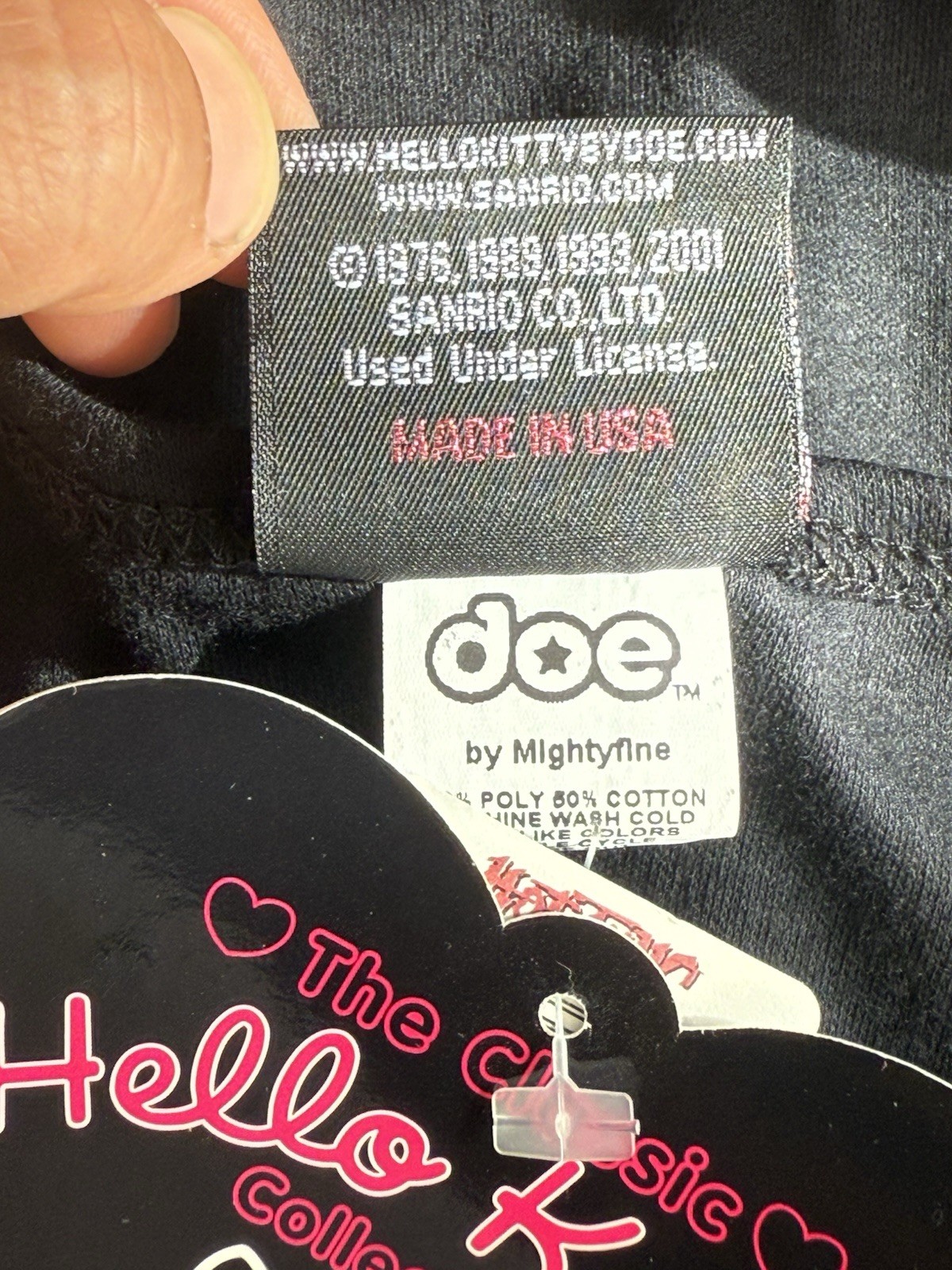 Vintage Hello Kitty Sanrio Doe Punk Grunge 2001 Y2K Shirt Goth