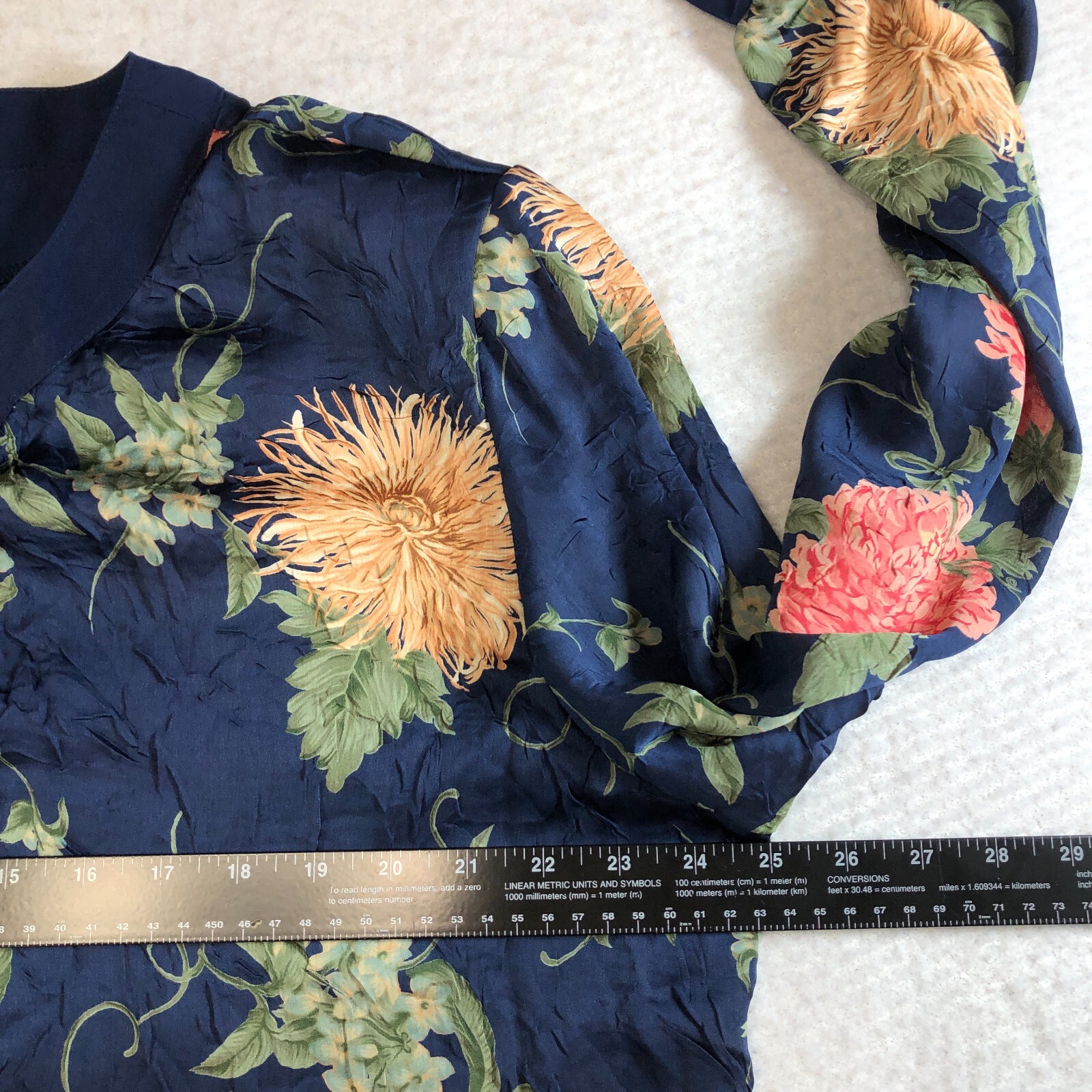 Maggie Sweet Womens Tunic Blouse Sz L Navy Floral Button-Up Shoulder Pads NWOT