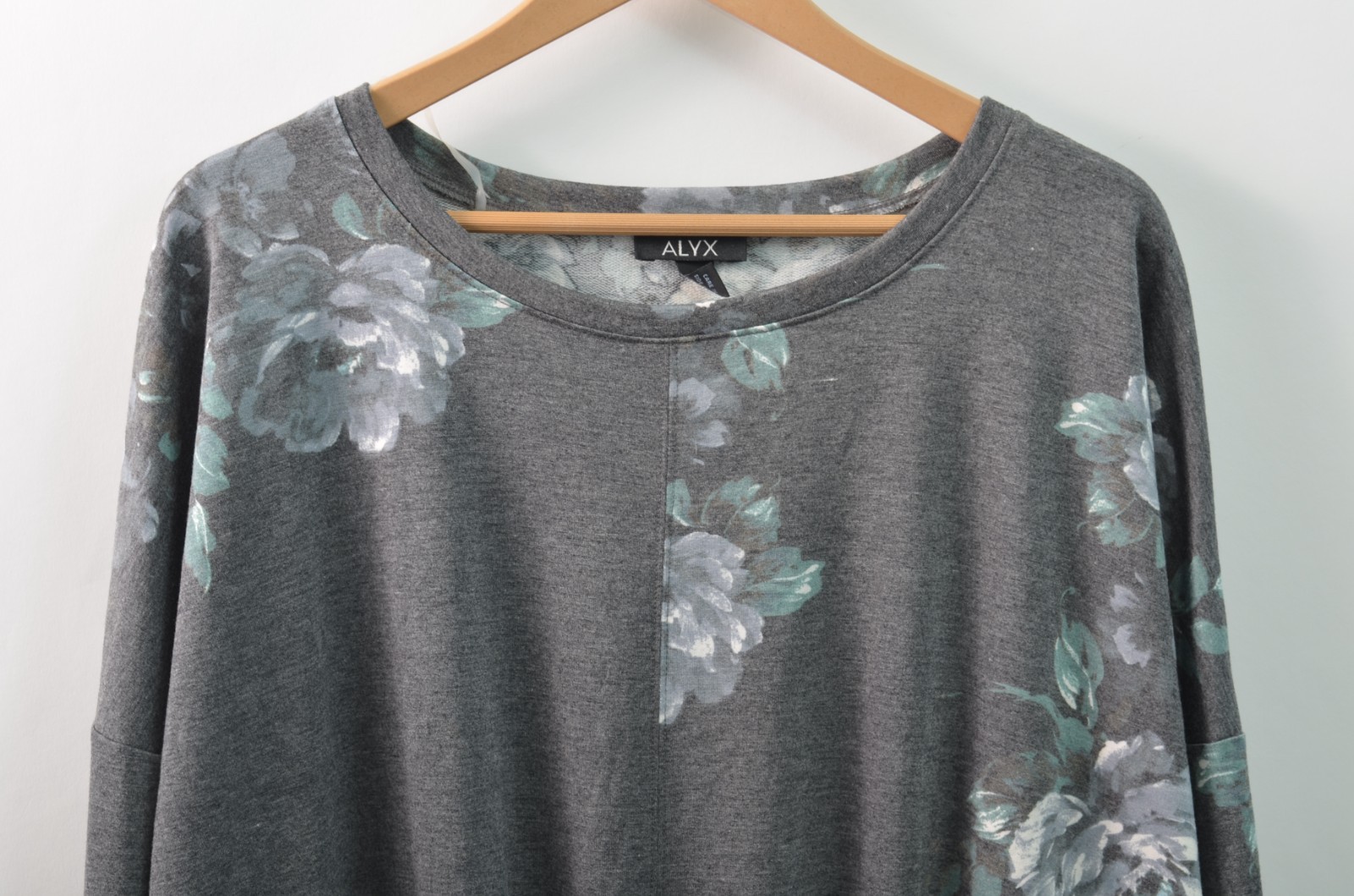 Alyx Womens Tie-Front Hem Blouse 2X Gray Jersey Polyester Blend Stretch Floral