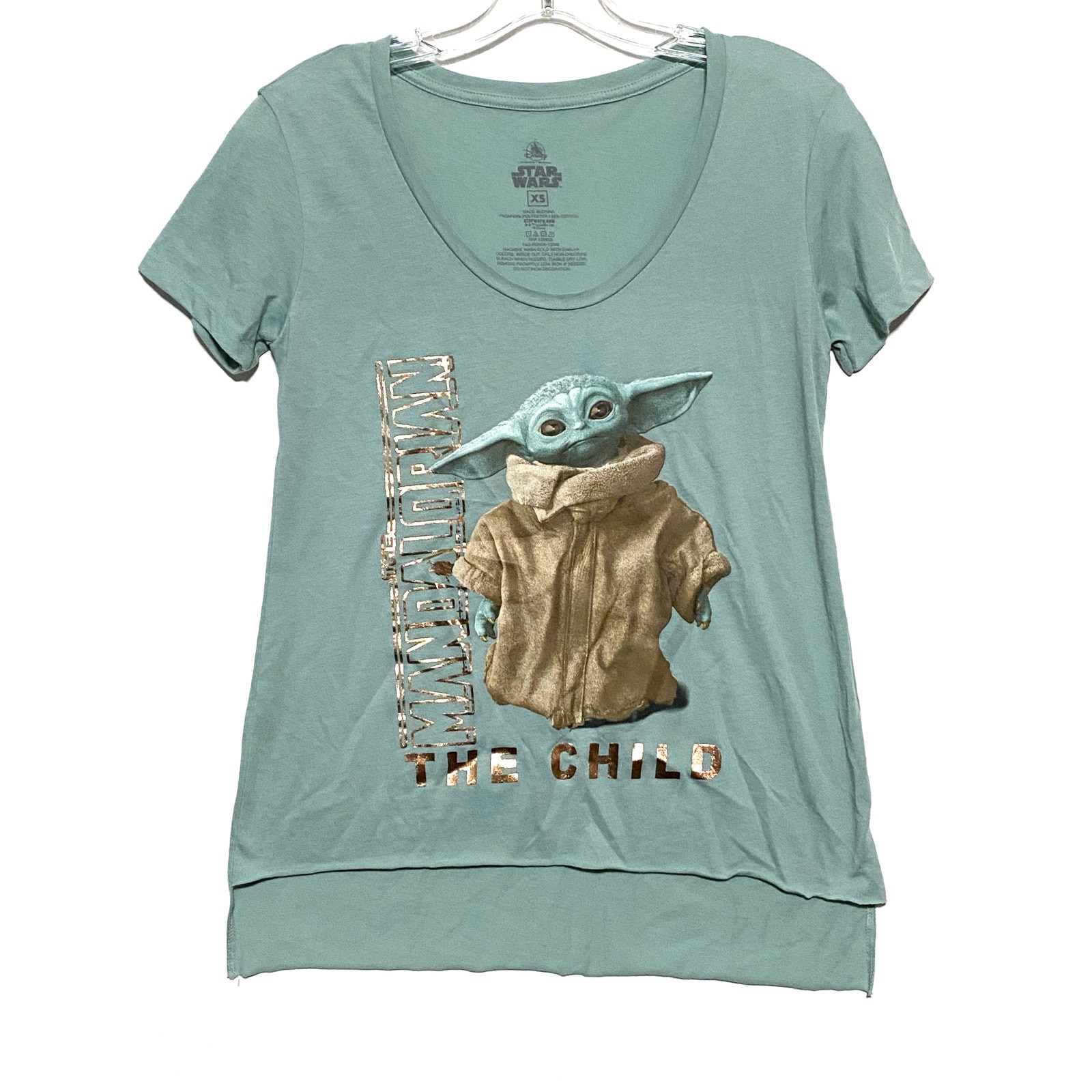 The Child Star Wars Mandalorian Disney Parks T Shirt Tee Women XS Baby Grogu
