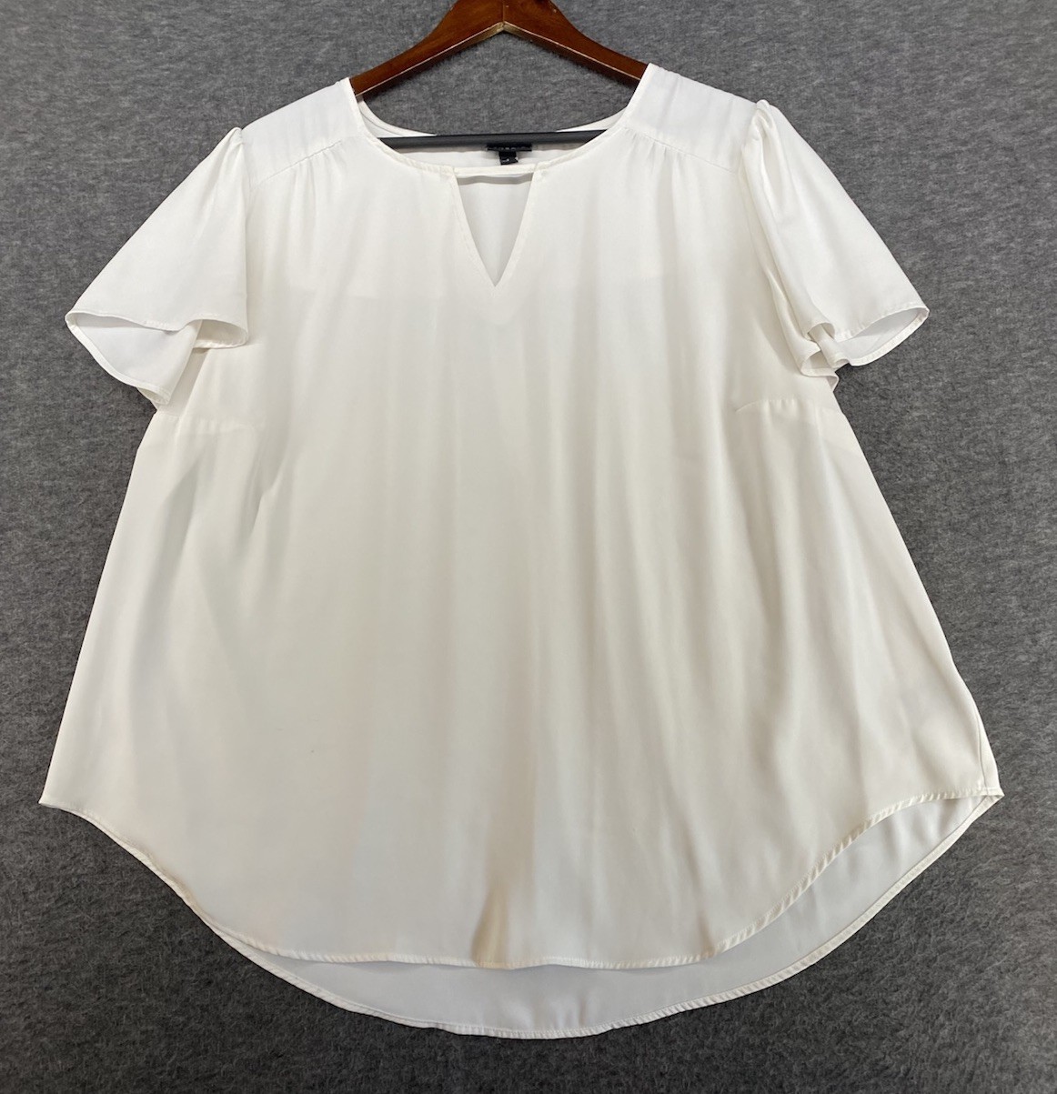 Tortid Harper White Sheer Flutter Sleeve Blouse Top Women’s Size 2X SEE PICS