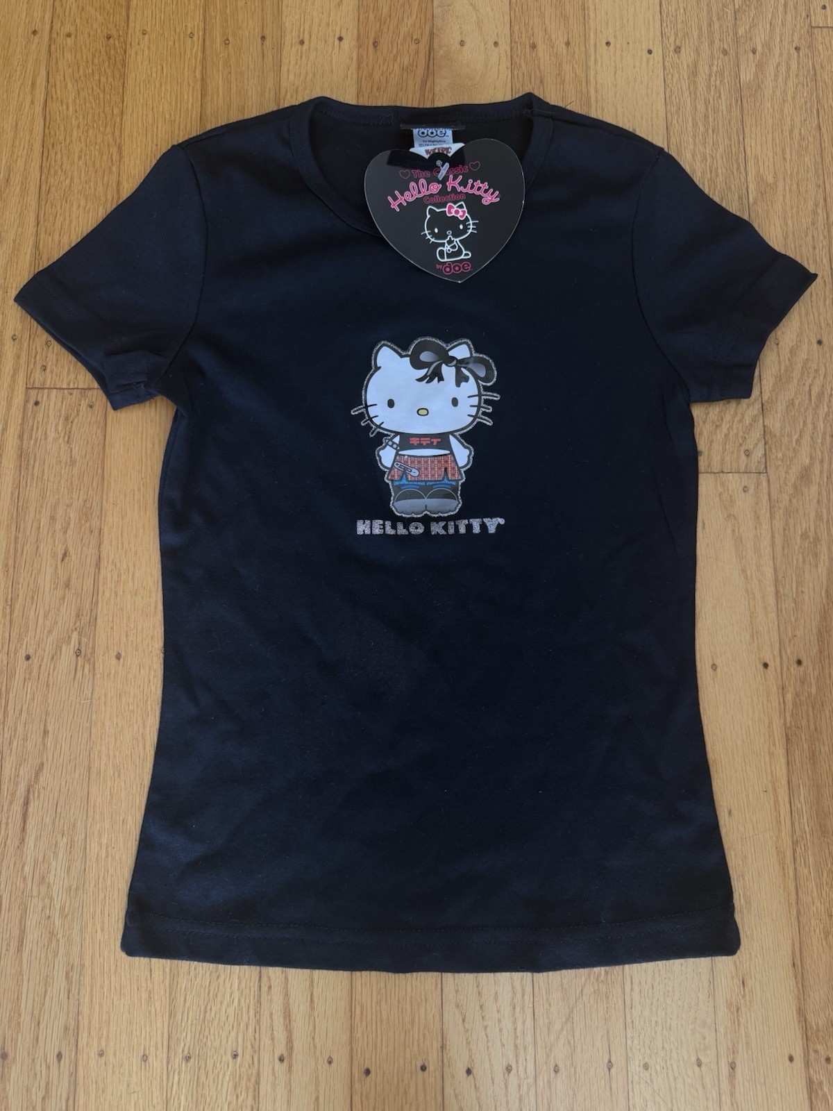 Vintage Hello Kitty Sanrio Doe Punk Grunge 2001 Y2K Shirt Goth