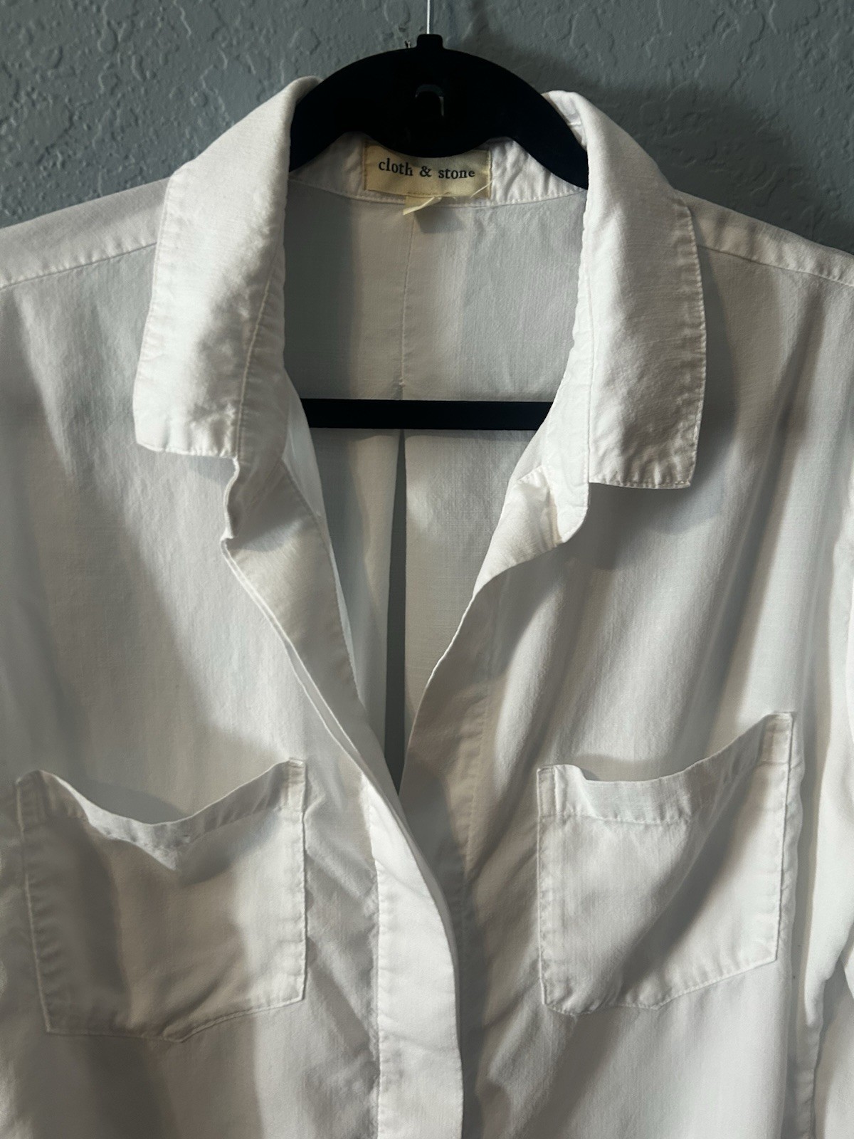 Cloth & Stone White Tencel Lyocell Split Back Button Down Shirt – Large