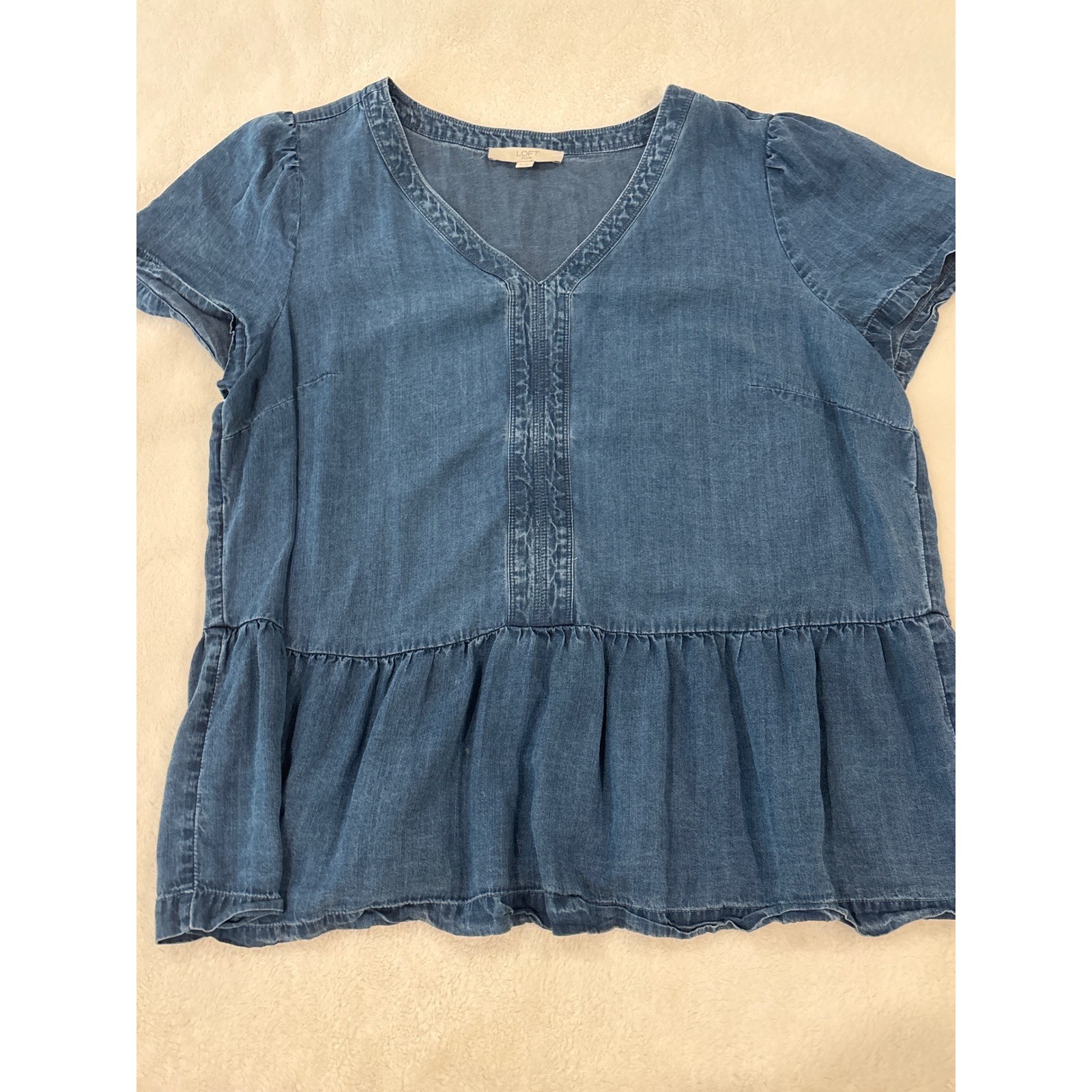 LOFT Plus Womens 18 Blue Lyocell Chambray Peplum Blouse Short Sleeve V-Neck Top