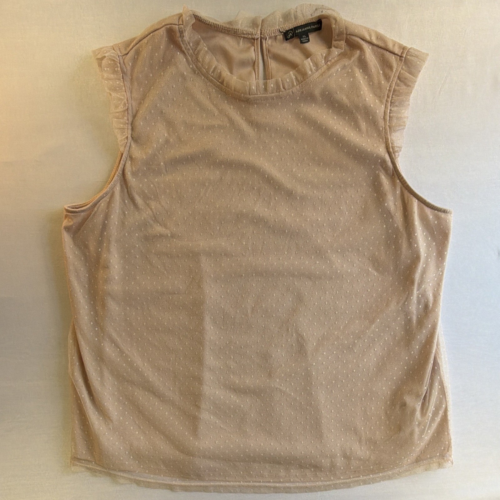 Adrianna Papell Top M Tank Pink Keyhole Button Textured Blouse Dot Ruffle Preppy