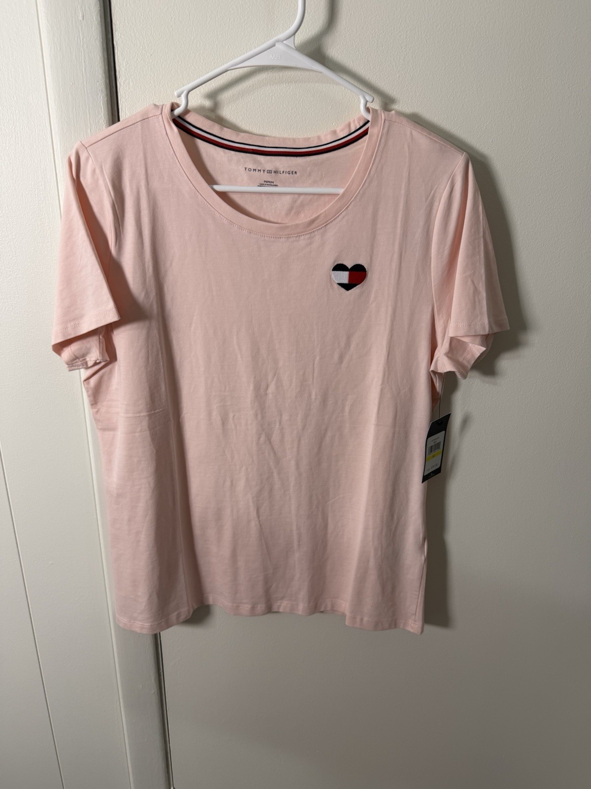 Tommy Hilfiger | Pink Heart Tee | Women’s Medium | NWT