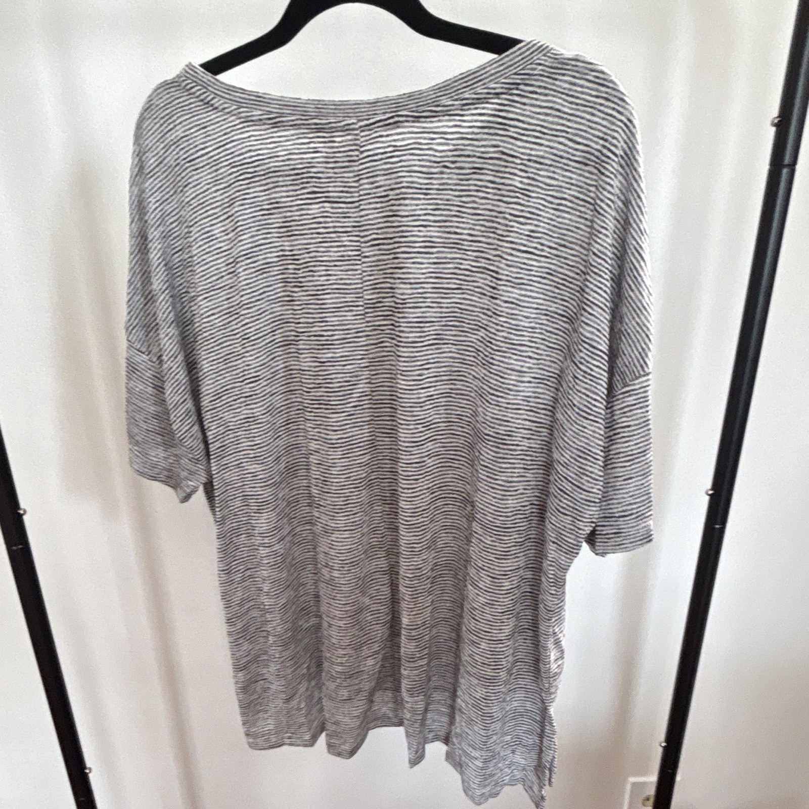 Anthropologie Akemi + Kin Women’s XL Gray Striped Knit Dolman Tee Eye NWT