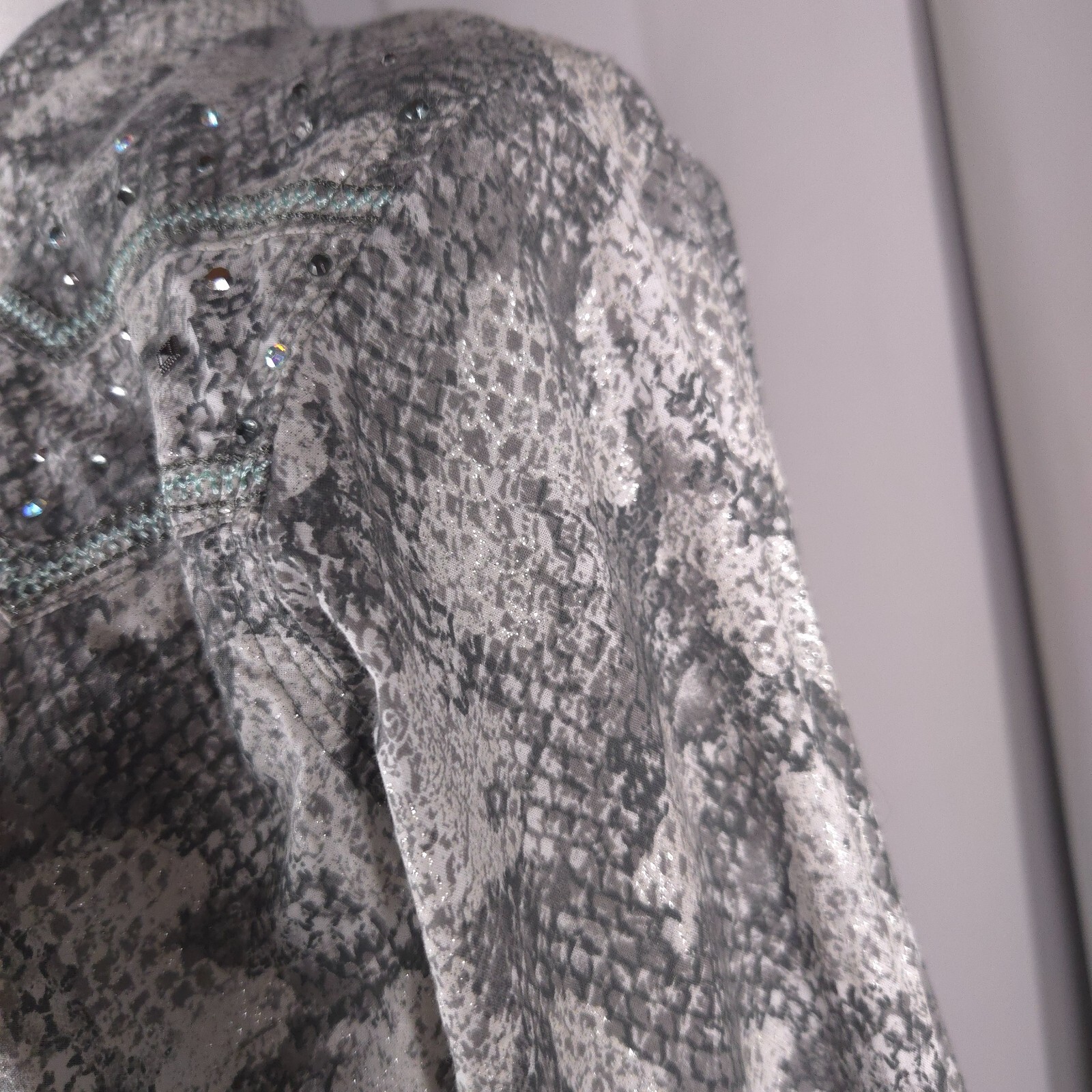 Rock 47 Shirt Womens M Gray Metallic Snake Print Studded Sequin Western Glam