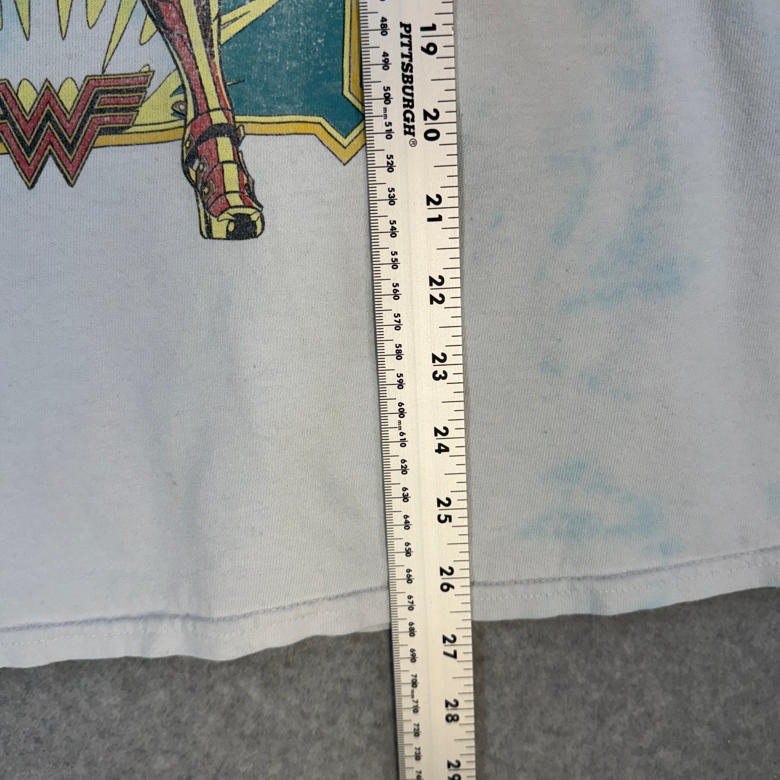 Delta Pro Weight WW84 Wonder Woman T-Shirt Graphic Tee Cotton Distressed Vintage