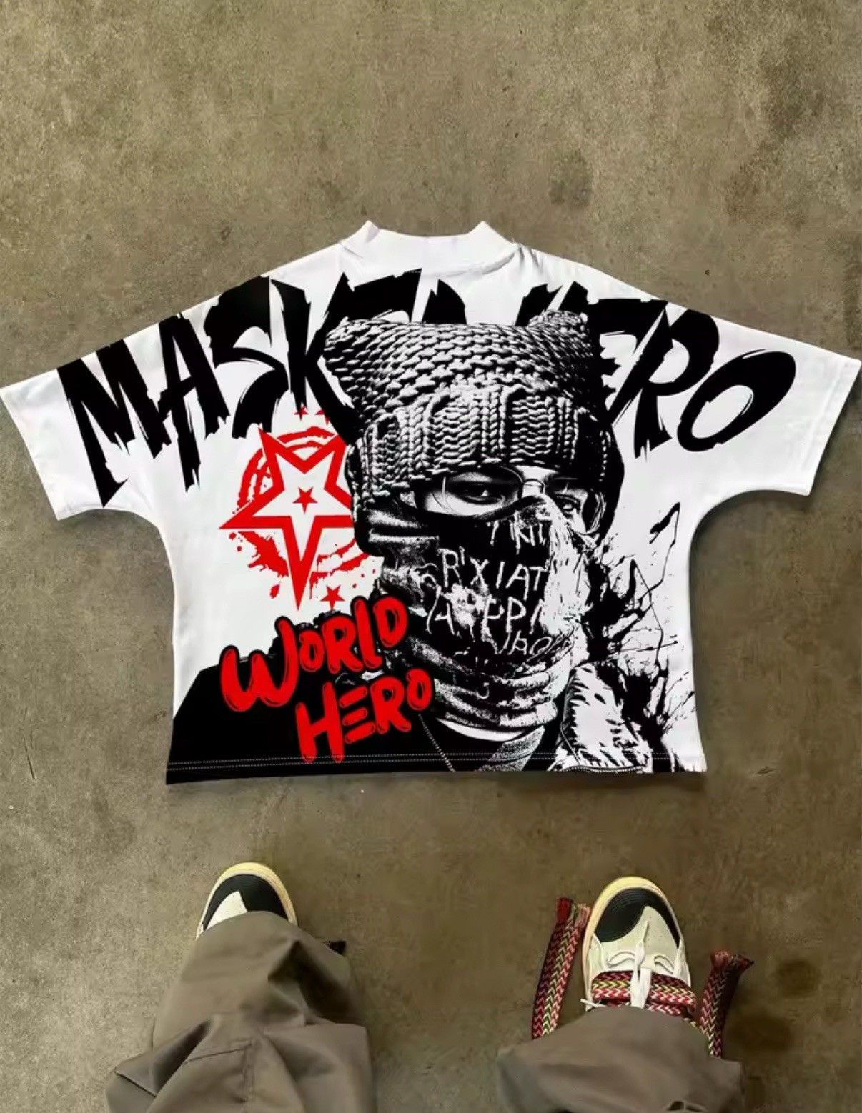 Women’s M Crop Top T-Shirt Crew Neck Short Sleeve White Graphic Hero Print