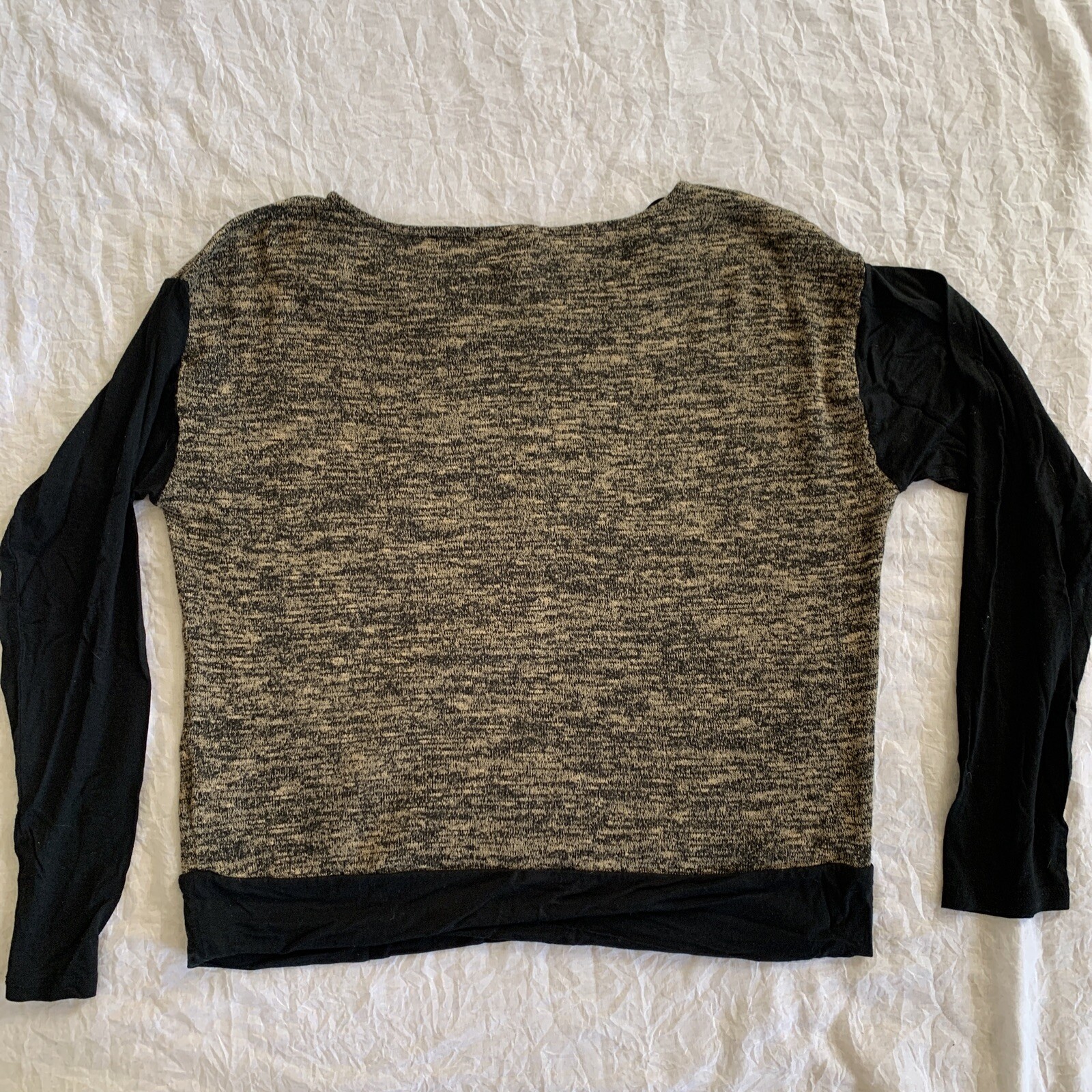 Mossimo Women’s Long Sleeve Top Shirt Size Medium M Black Brown Sweater