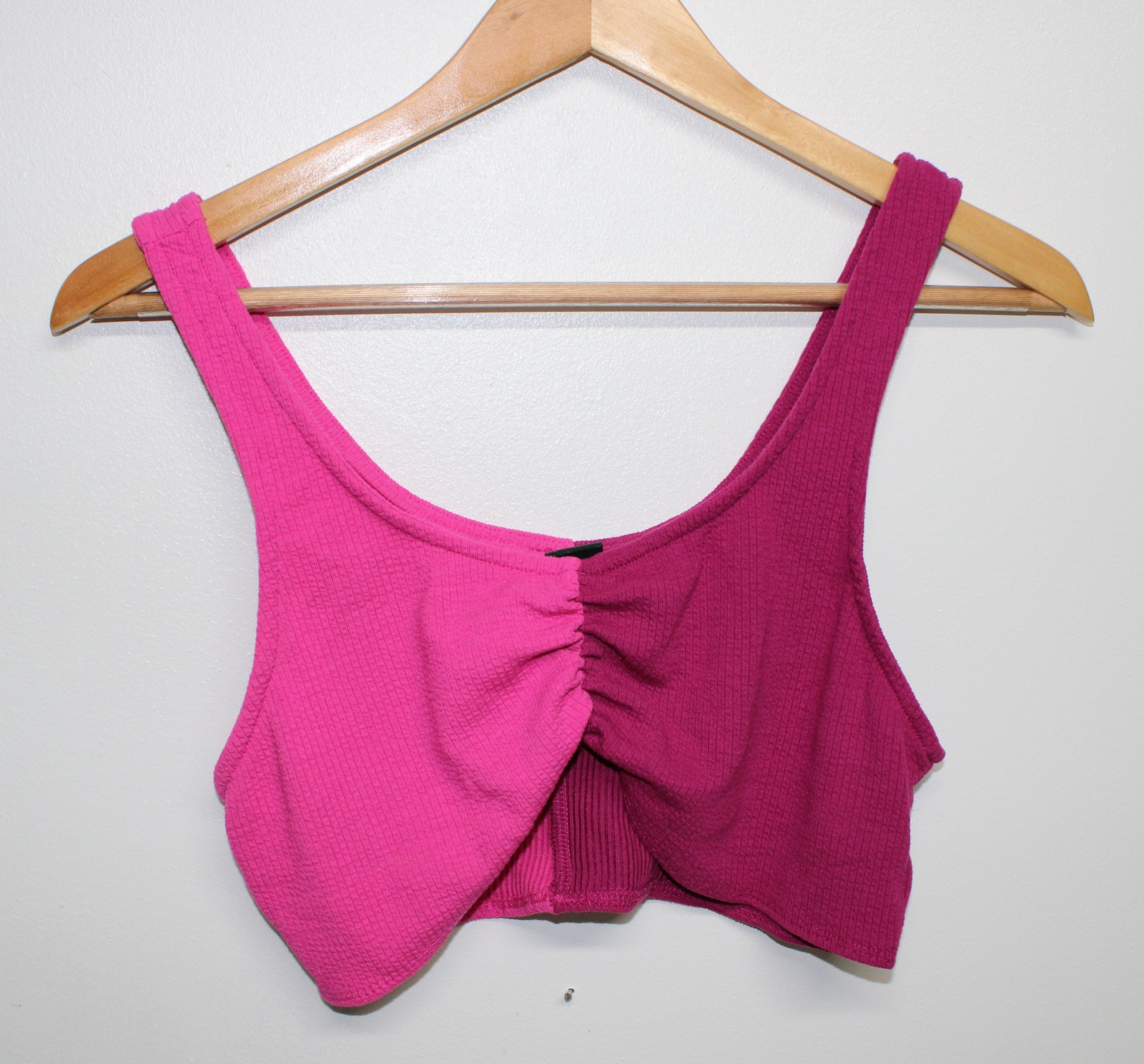 Wild Fable Ribbed Color-Block Cropped Tank Top Women’s L Pink Magenta Scoop