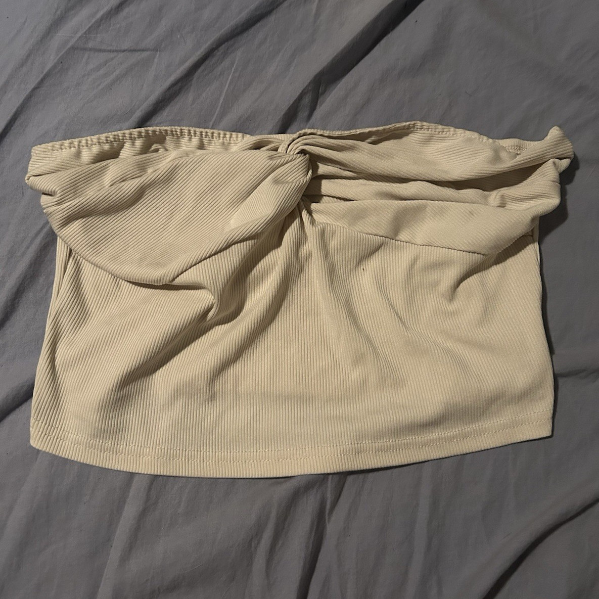 SheIn Top Women’s Size M Beige Ribbed Knit Strapless Twist Front Bandeau