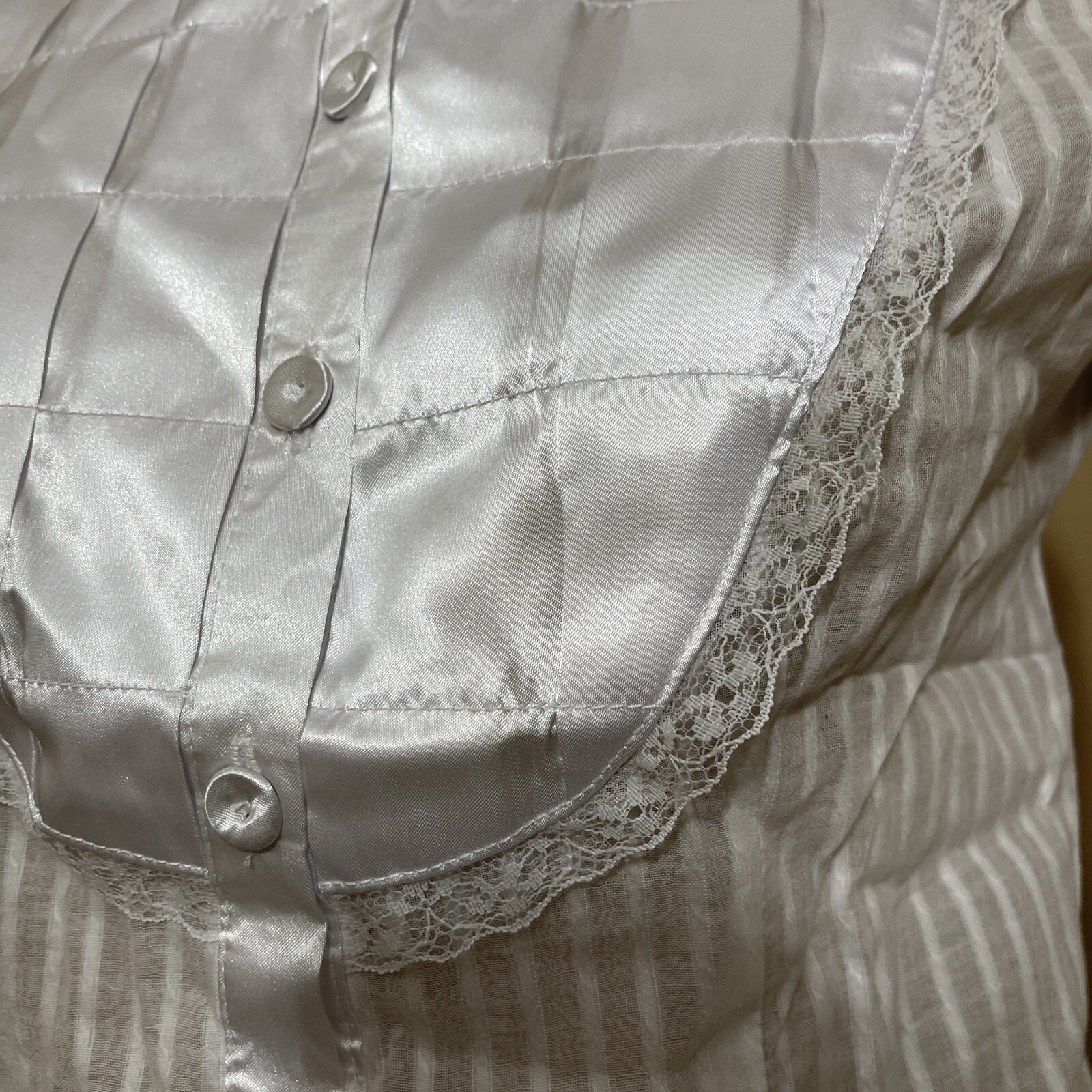 Women’s White Cotton Casual Sheer Striped Lace Satin Buttons Size M Blouse Top