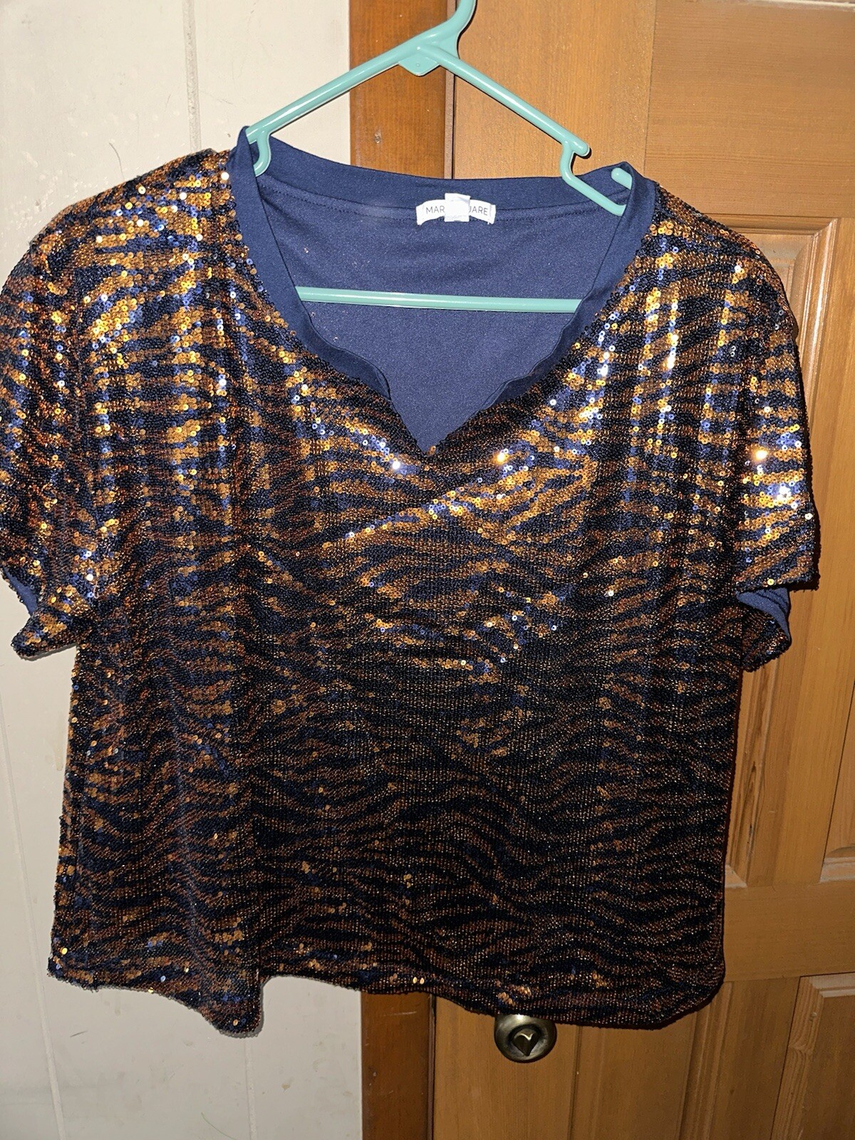 Mary Square TIGER STRIPE SEQUIN TOP NWOT LARGE Women’s