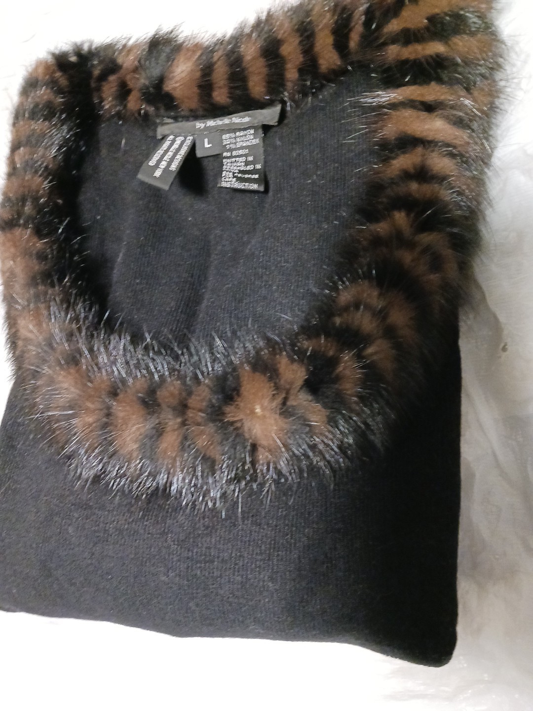 Items By Michelle Nicole Fur Collar L