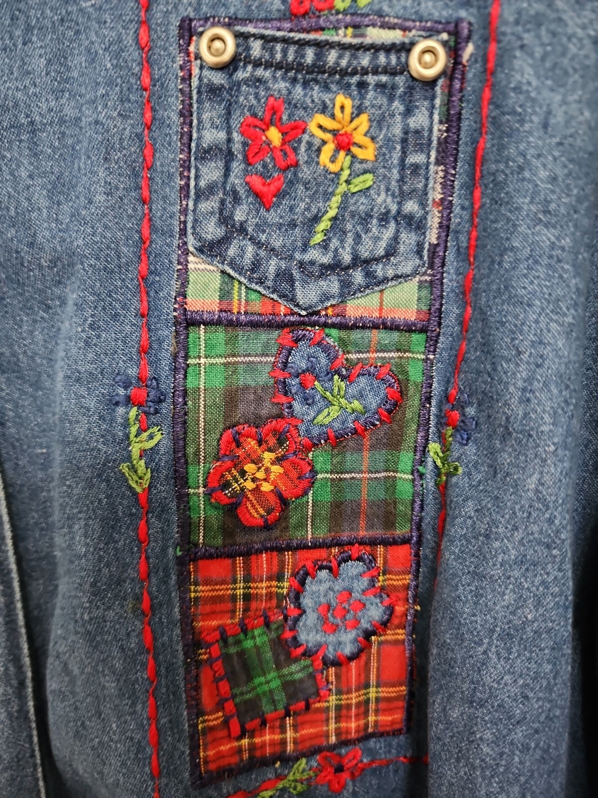 Casey & Max Denim Button Down Shirt Womens Medium Blue Embroidered Cottagecore
