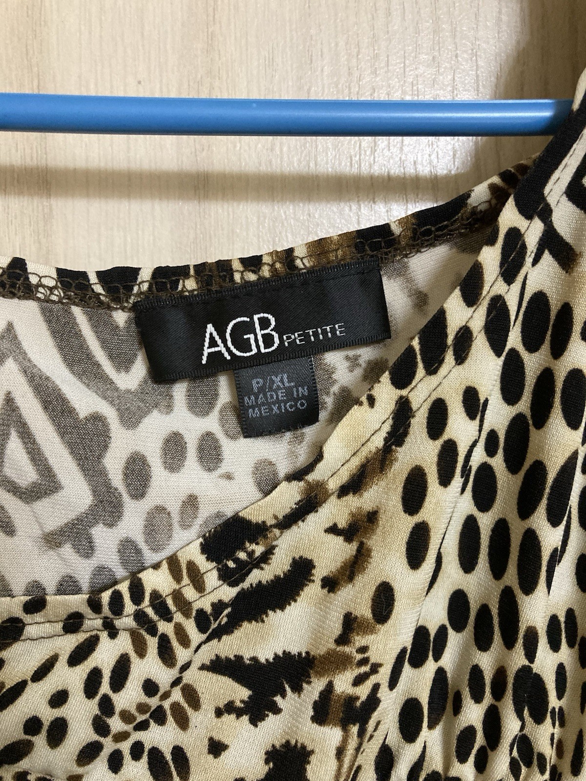 AGB Women’s Geometric Animal Print Blouse In Black And Brown Size Petite XL