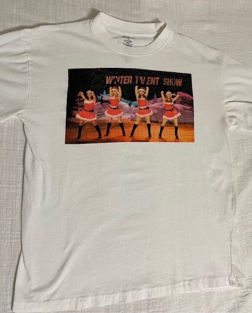 Mean Girls Movie Women’s Size Medium Christmas Talent Show White with Graphic