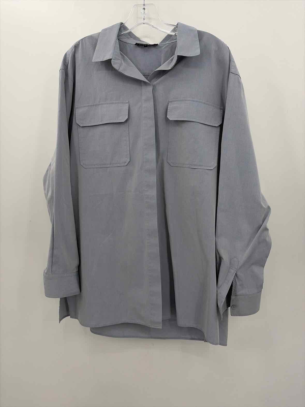 Pre-Owned Lafayette 148 Blue Size Large Button Down