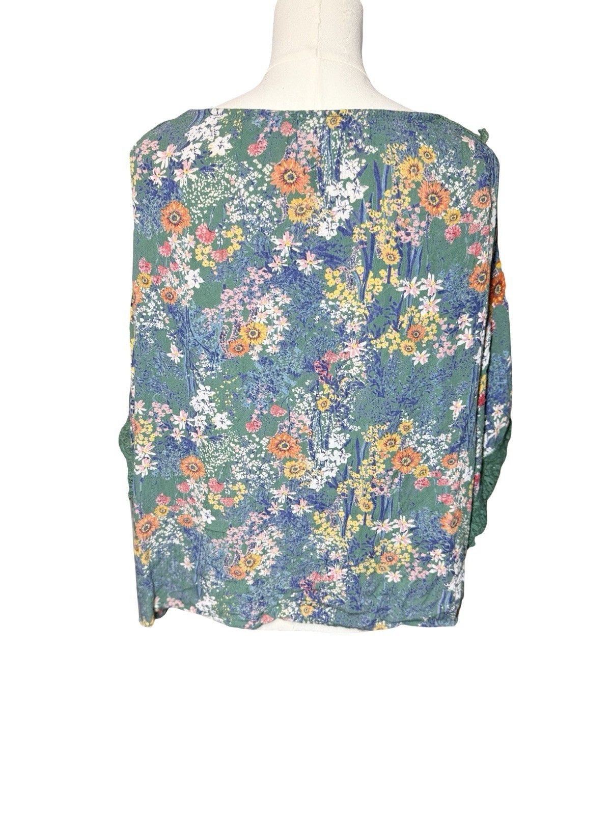Bunulu 2X Floral Tie Front Blouse Green Crochet Lace Boho Cottagecore Rayon