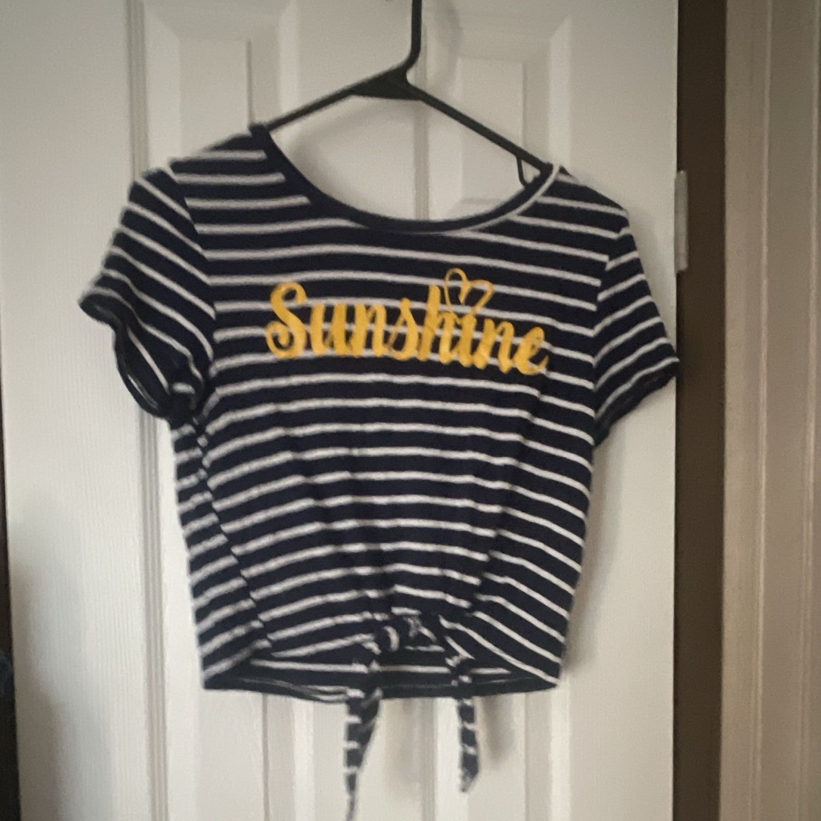 Rebel Sugar Women’s S/P Navy White Yellow Striped Crop Tie Front T-Shirt