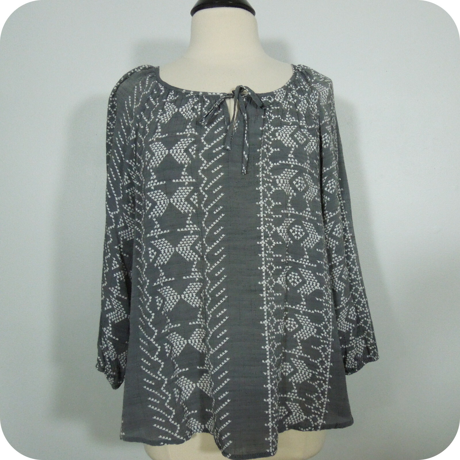 FRED DAVID Boho Blouse L LARGE Womens Gray White Printed Loose Fit 3/4 Sleeves