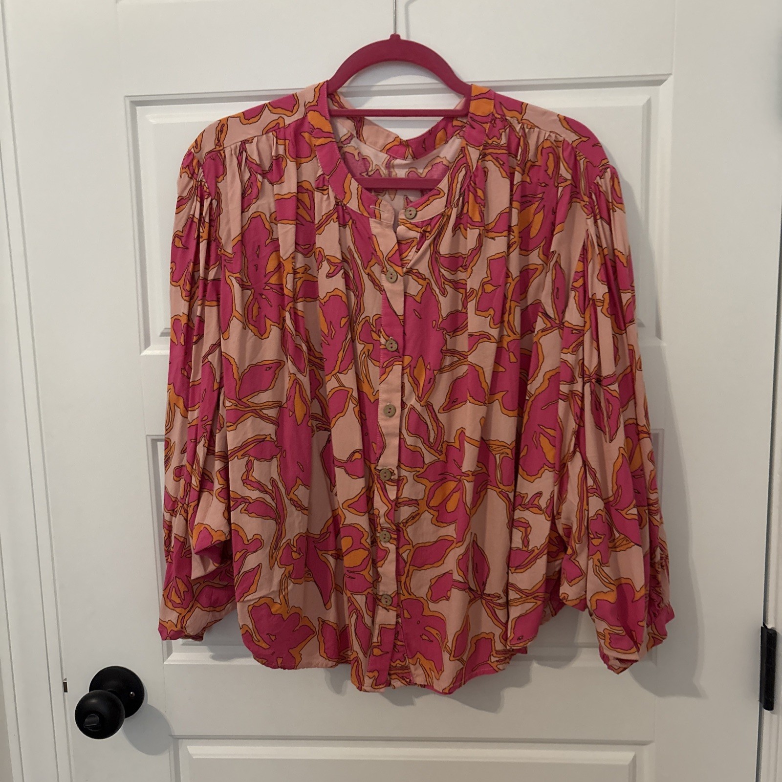 Oversized Sleeves Boutique Top – Medium – Item#125
