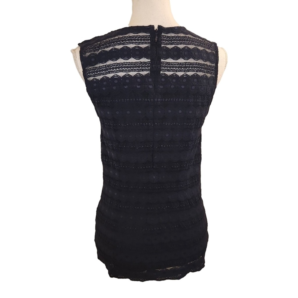 Ann Taylor Navy Blue Lined Lace Sleeveless Shell Top SZ: M versatile Layering
