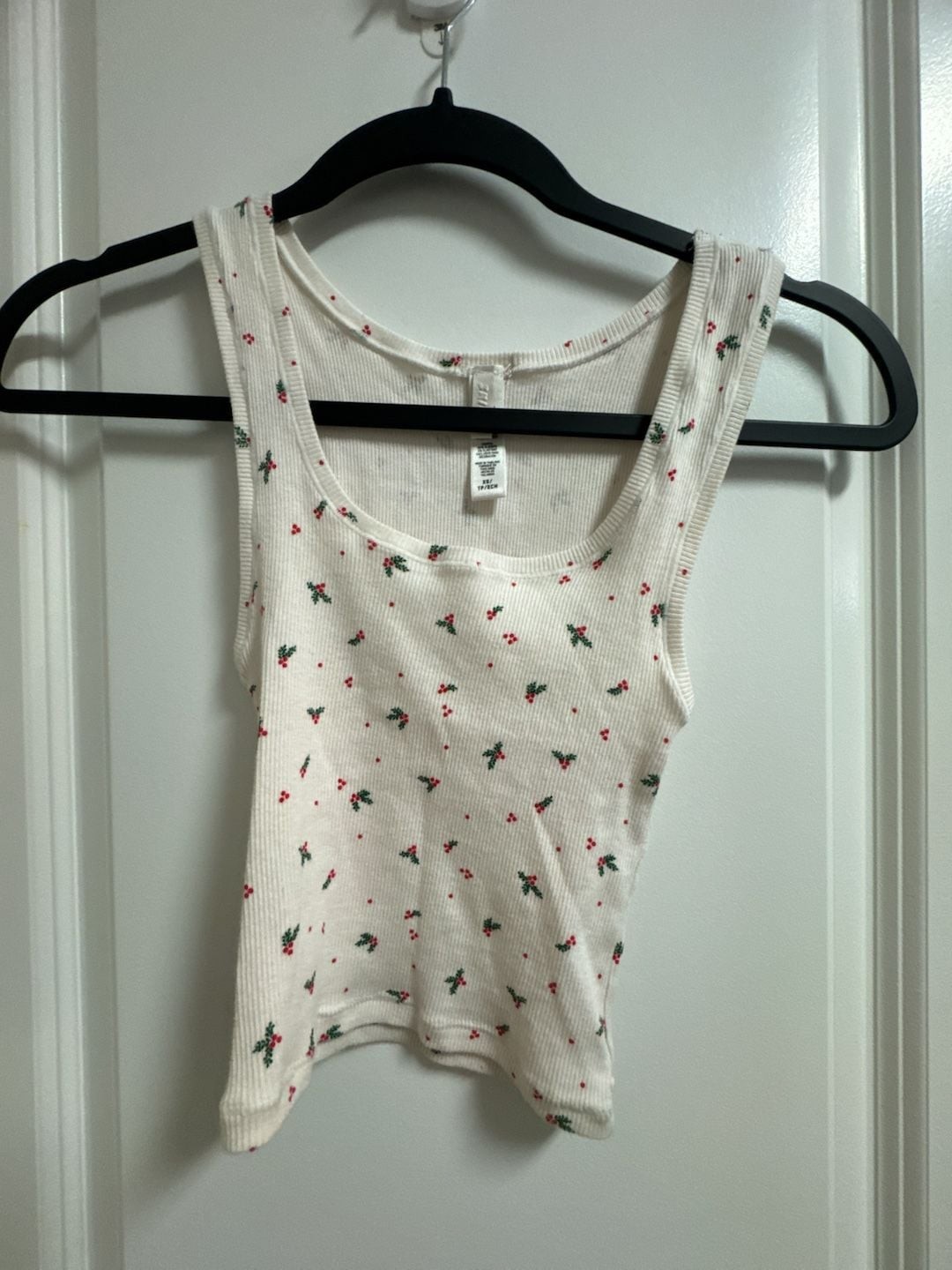 SKIMS Cotton Rib Tank Top in Mistletoe Print