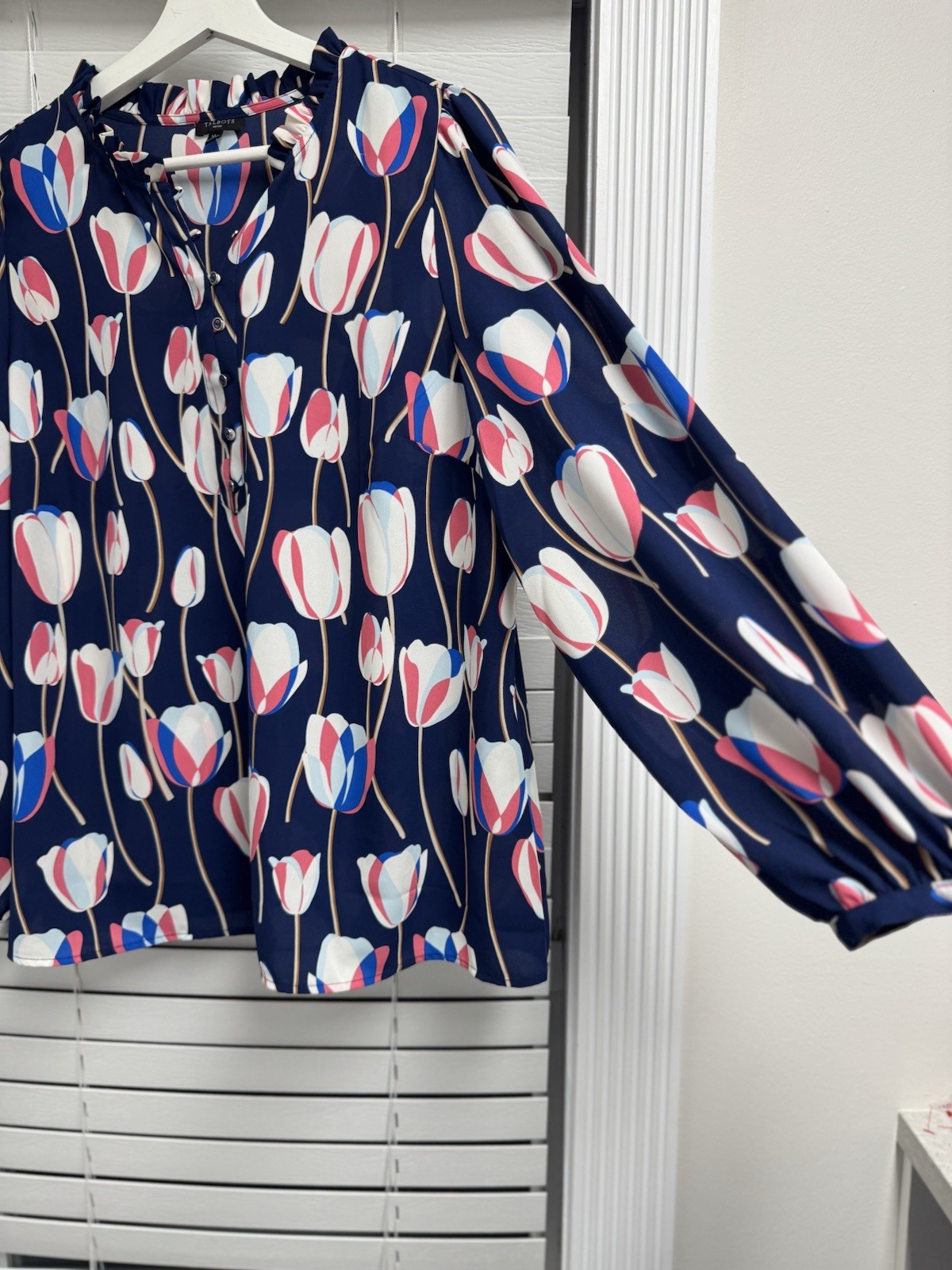Talbots Popover Ruffle-Trim Tulip Print Navy Blue Pink Flowy Blouse Size PXL