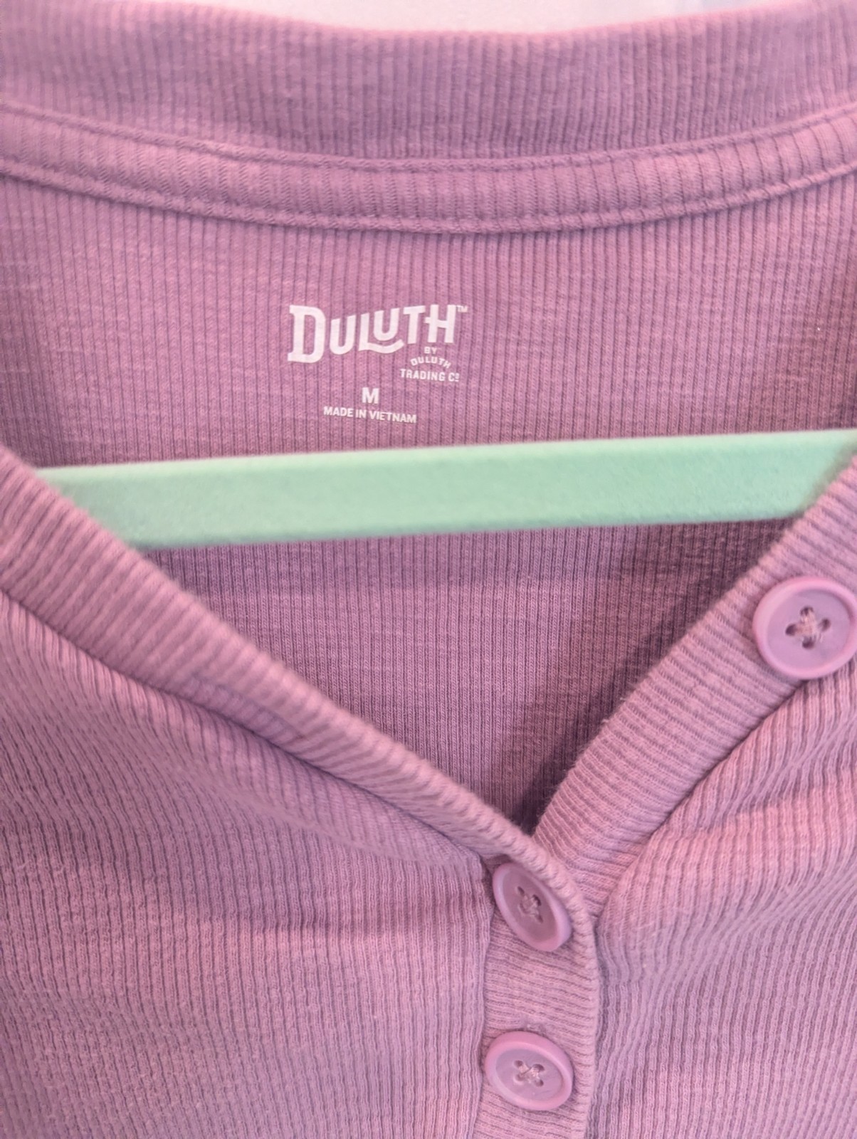 Duluth Women’s Purple Ribbed Knit Henley T-Shirt Short Sleeve Button Size M