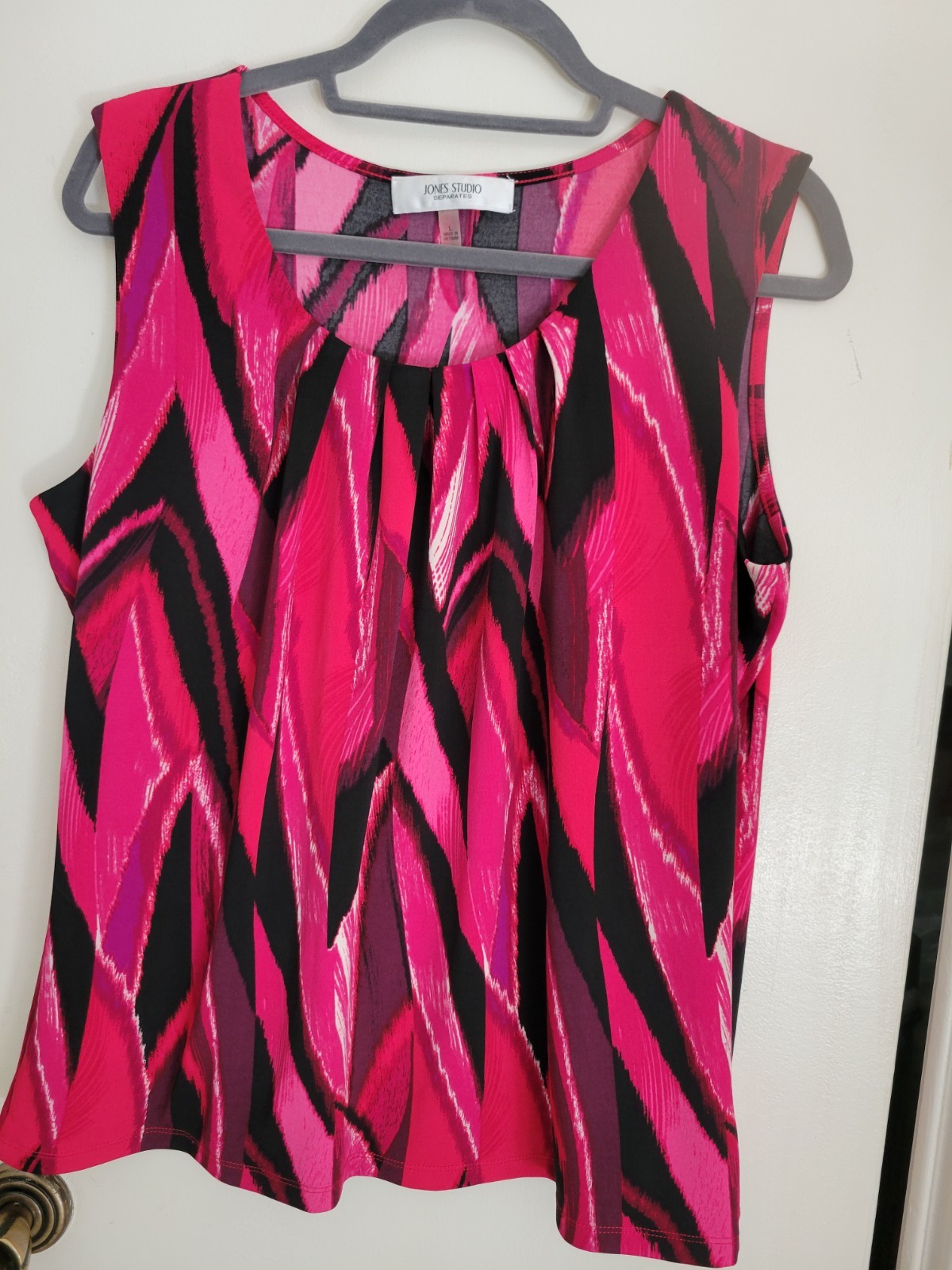 Jones Studio Separates LARGE Women Sleeveless Top Black/Purple/Red Blouse