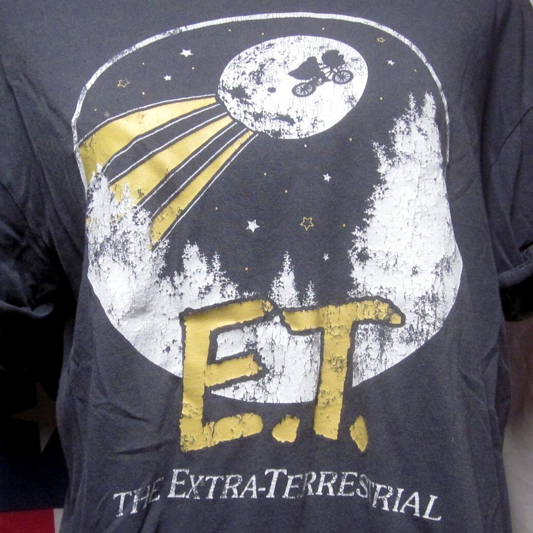 EXTRA TERRESTRIAL med T shirt throwback Spielberg beat-up tee ET retro alien