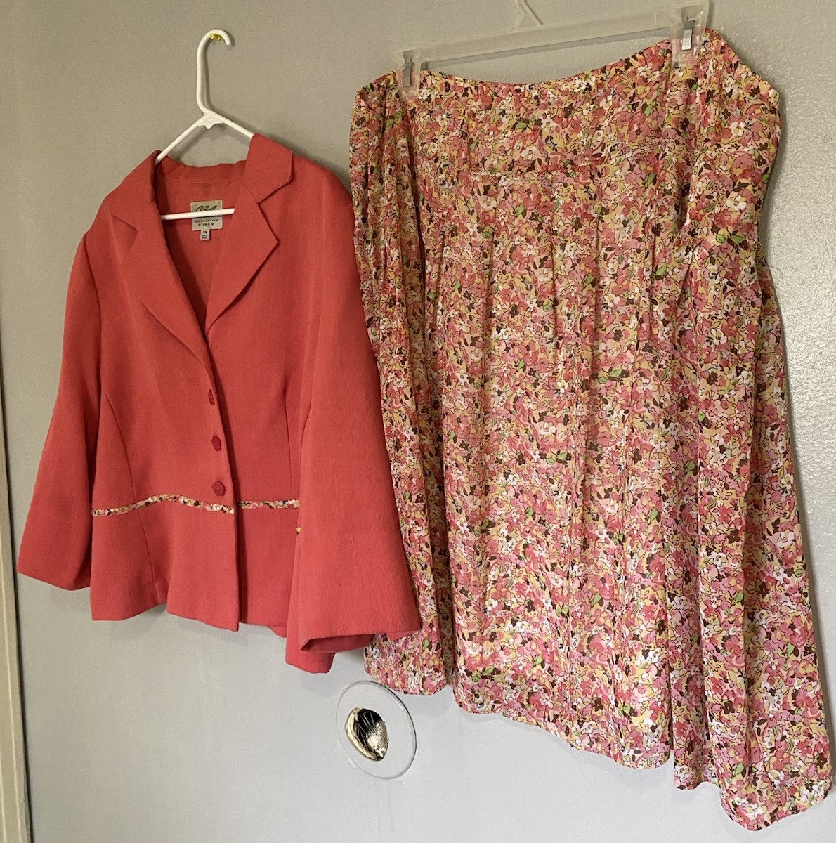 GSA Collection Woman Floral Pink Skirt Suit 2 Piece Set Size 18W