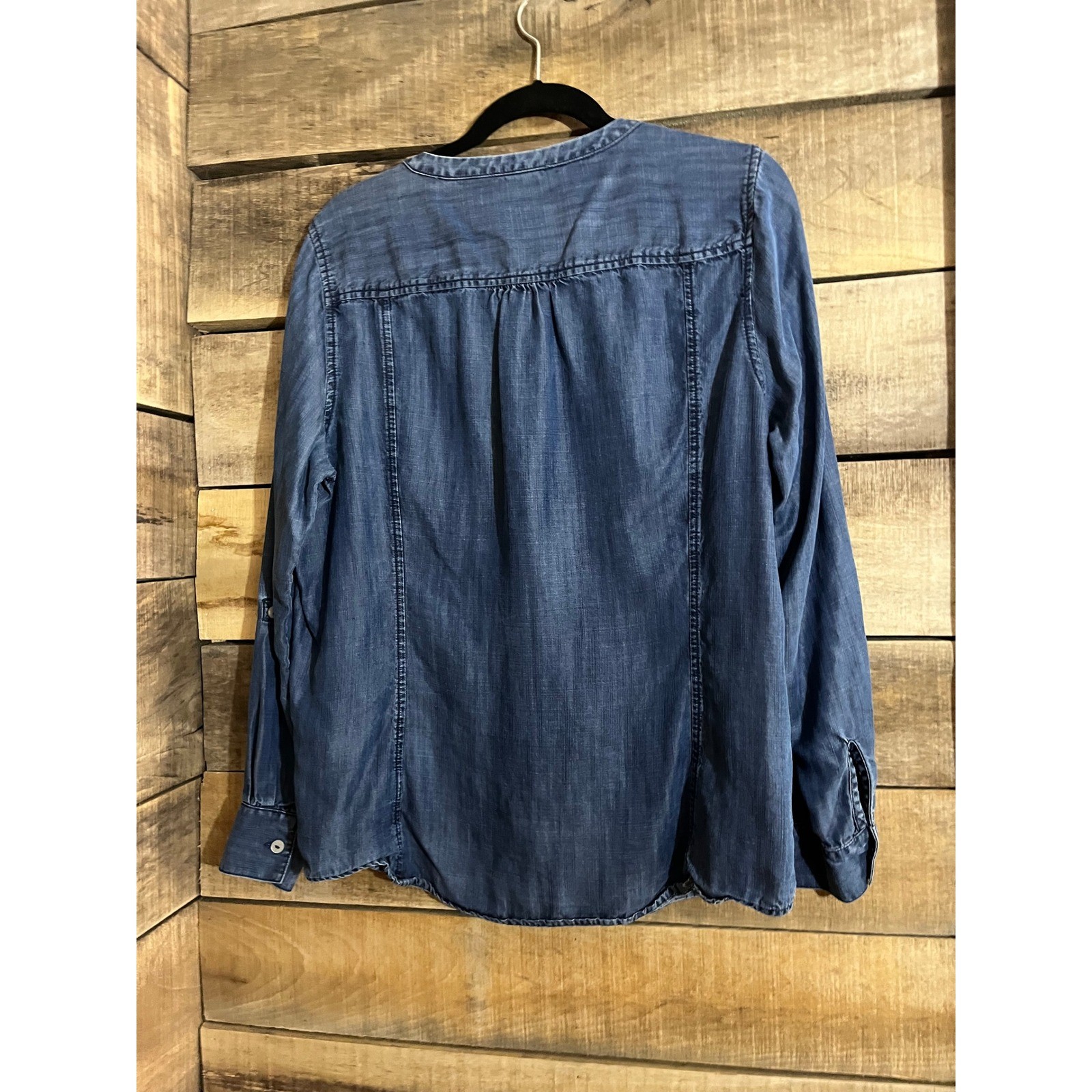 Coldwater Creek Blue Tencel Lyocell Pintuck Button Front Denim Blouse Medium