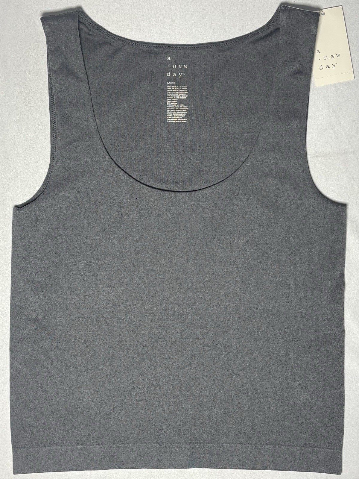 A New Day Seamless Slim Fit Tank Top Women’s Large Gray Built-in Bra NWT