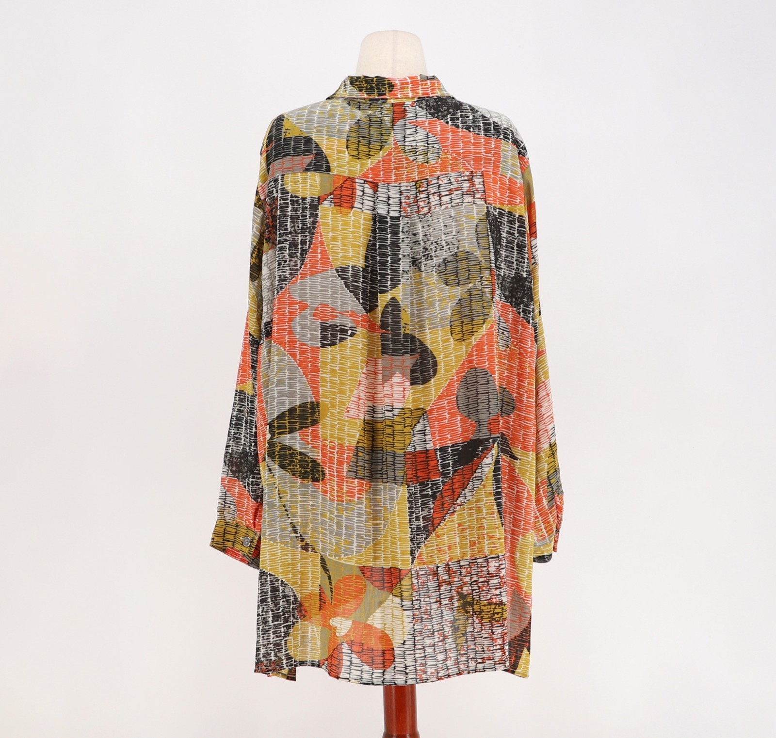MULTIPLES Abstract Print Button Front Tunic Top Roll Tab Sleeve Size 3X