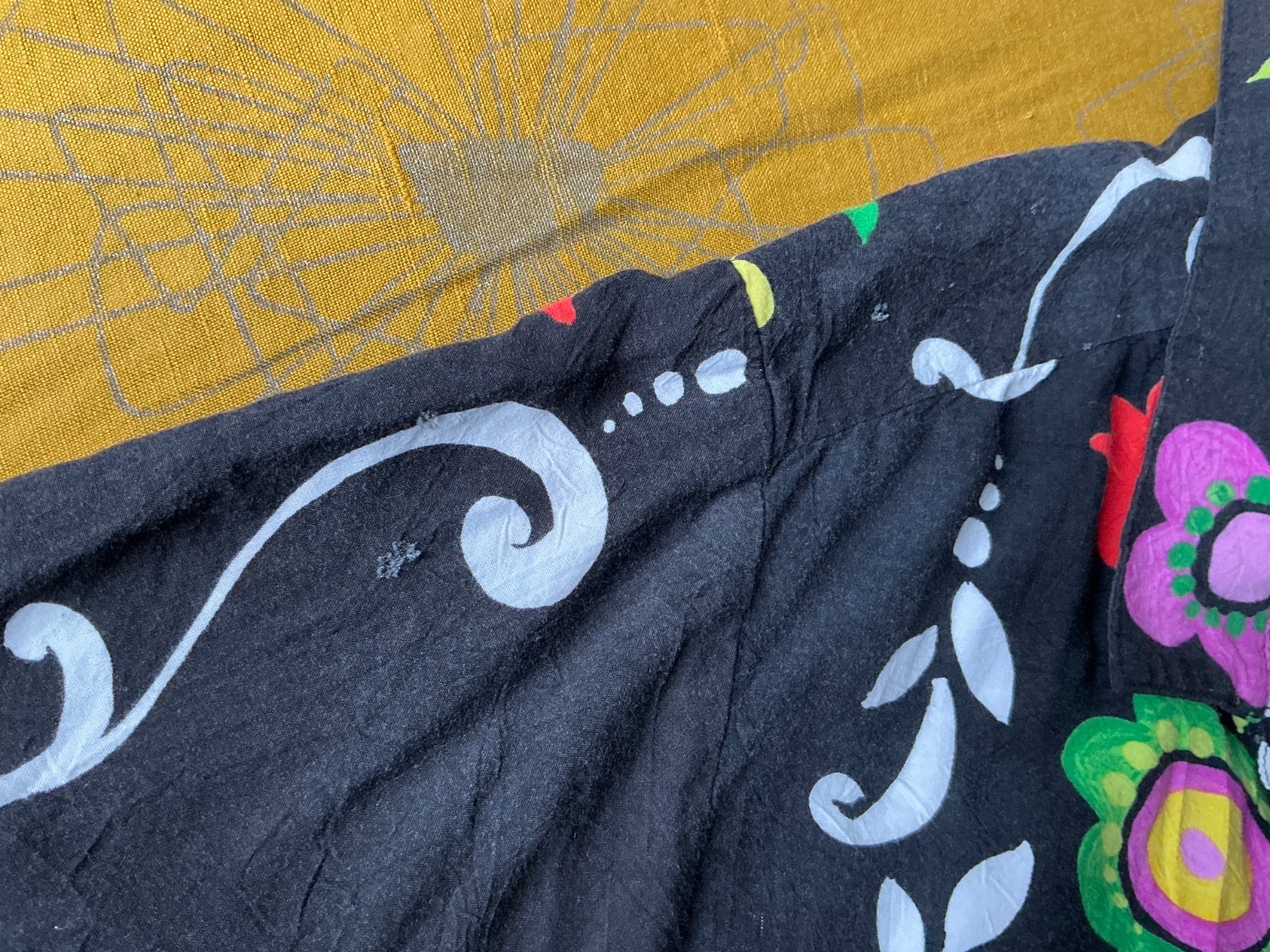 Vintage 90s JAMS WORLD Black Neon Floral FANTASMA Hawaiian Camp Shirt L Rayon