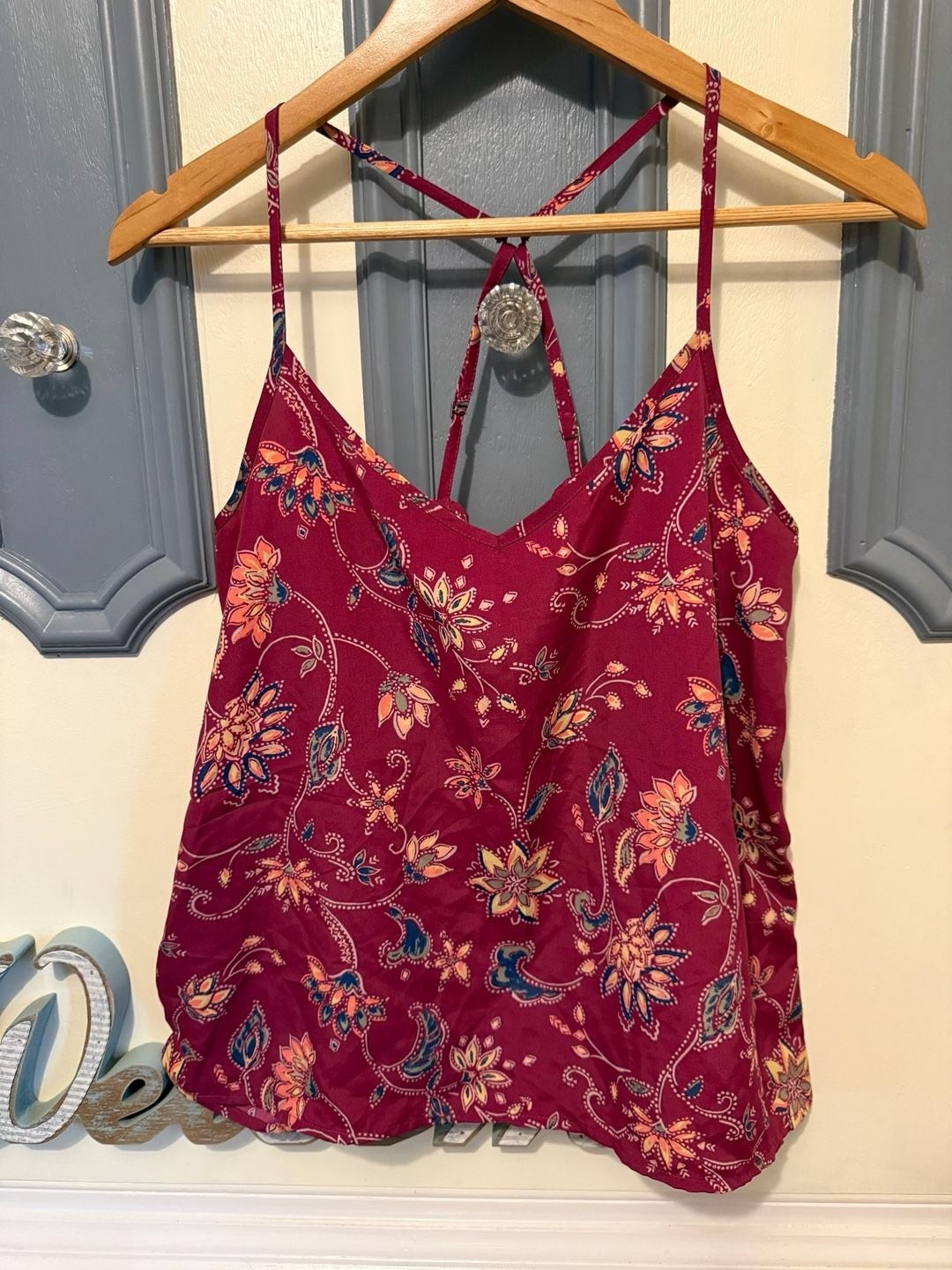 Hollister Women’s Floral Print Spaghetti Strap V-Neck Cami Tank Top
