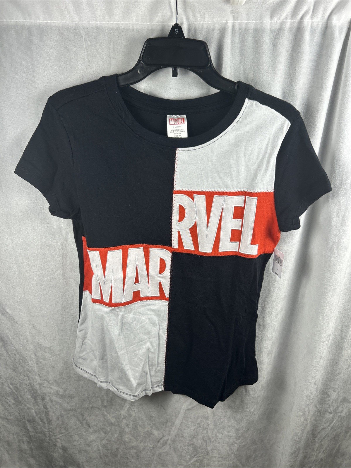 NWT Marvel Logo Color Block Fashion Tshirt Women’s Small Short Sleeve