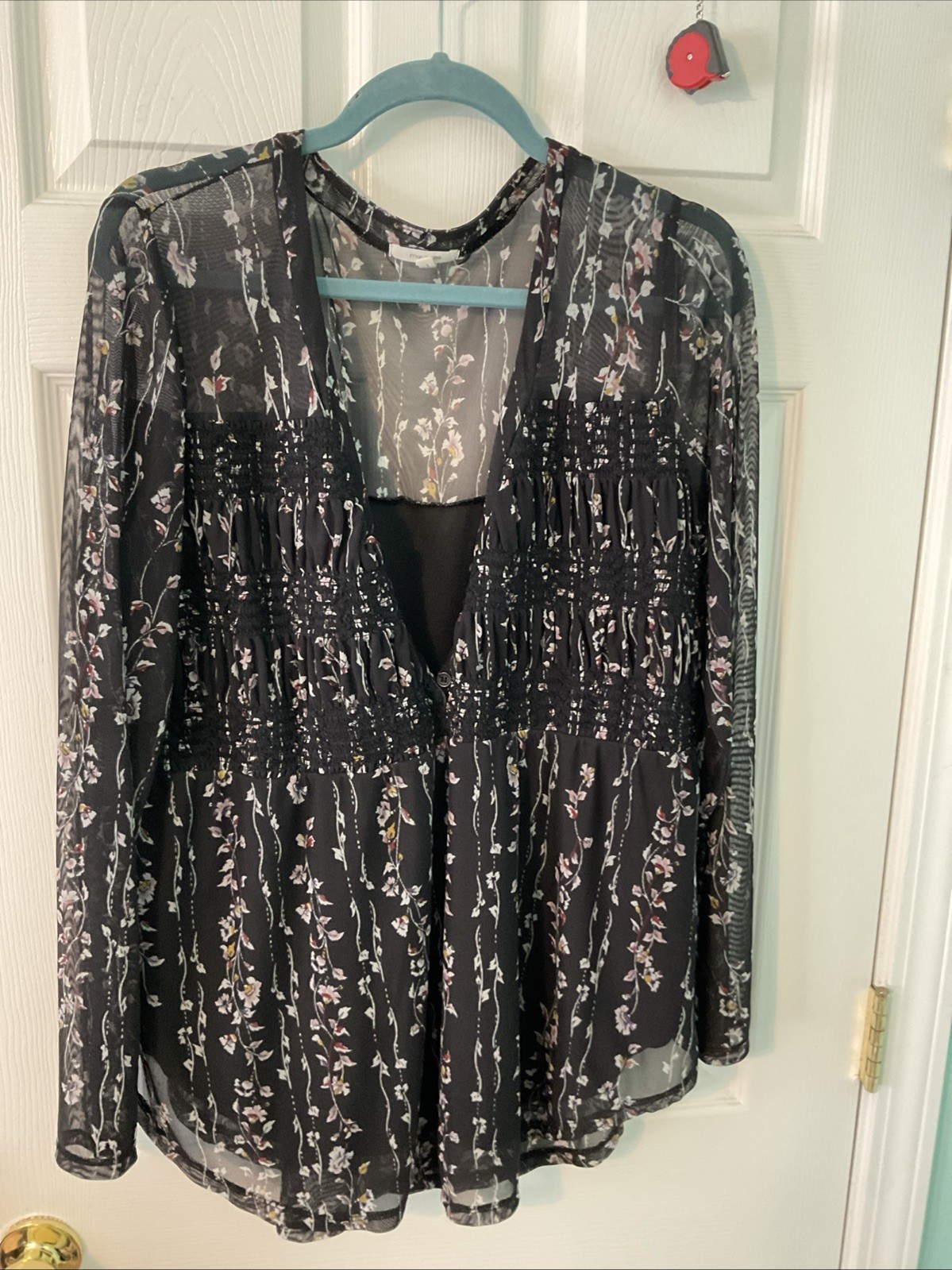 Maurices Women’s Plus Size 1X Floral Blouse Top V-Neck