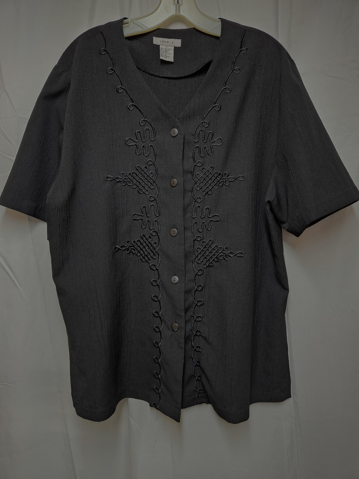 Vintage Women Shirt Tunic Top Slip On Embroidered On Front Size Large