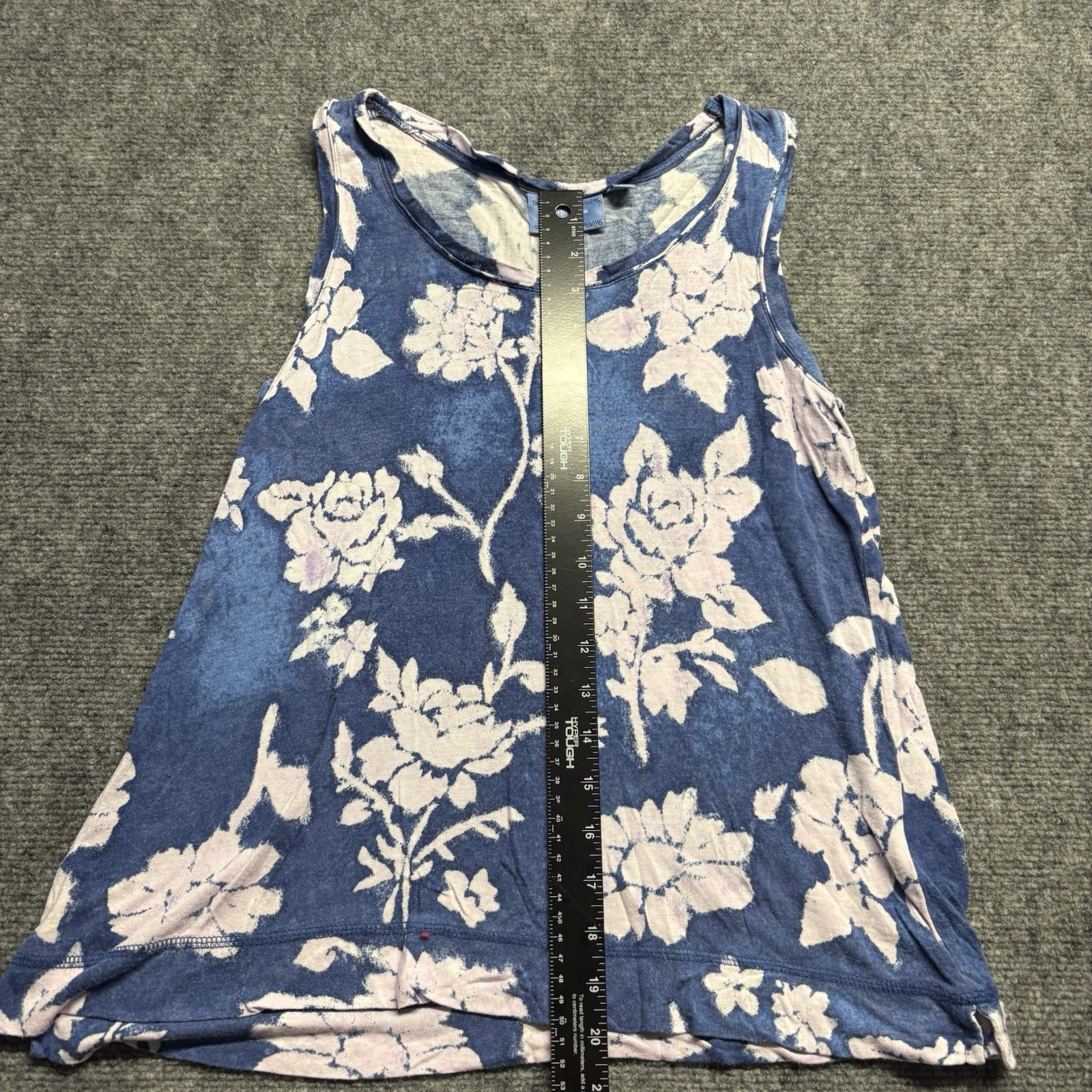 Simply Vera Wang Medium Made In Vietnam Purple and Blue Tank Top 0308